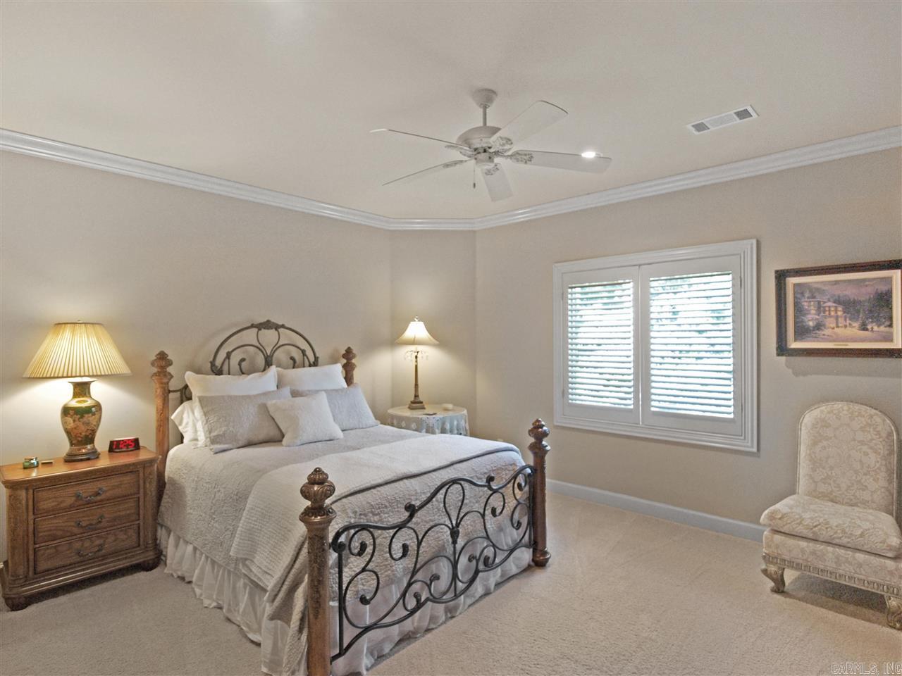 CHENAL DOWNS - Residential