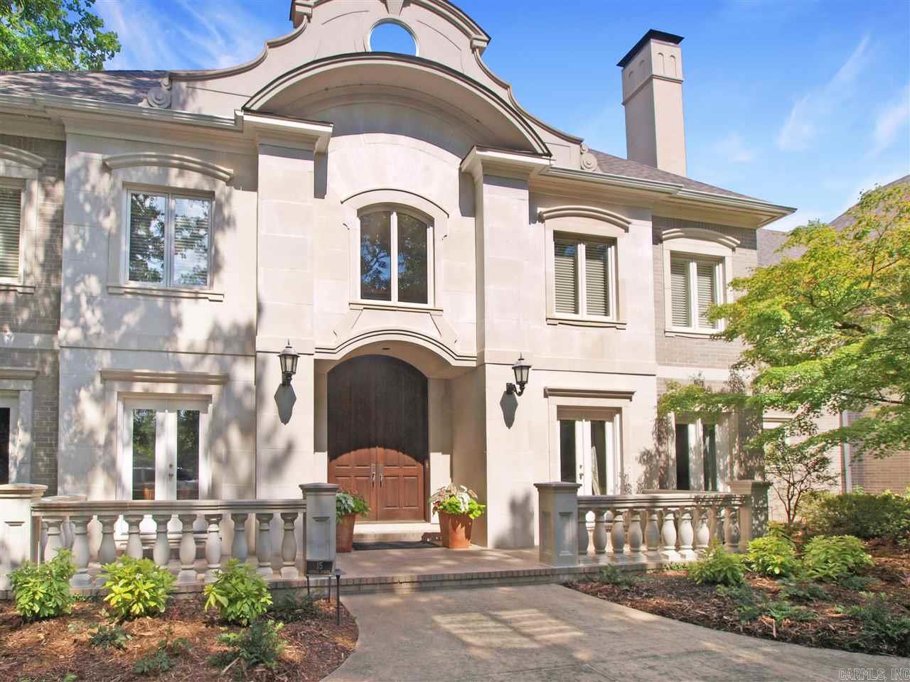 CHENAL DOWNS - Residential
