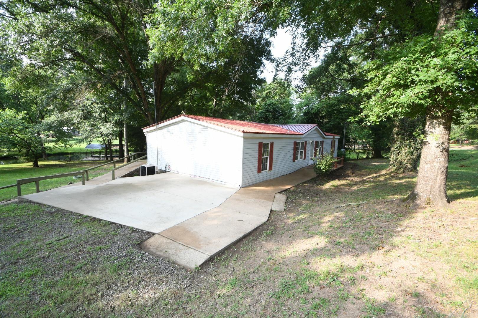 WISHFUL THINKING LAKE ESTATES - Residential