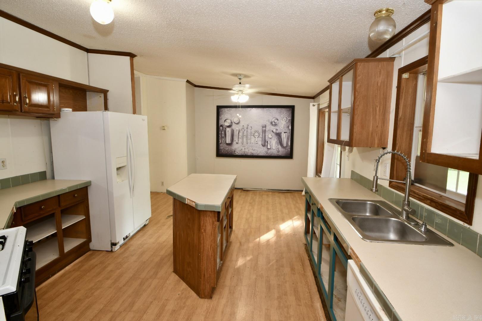 WISHFUL THINKING LAKE ESTATES - Residential