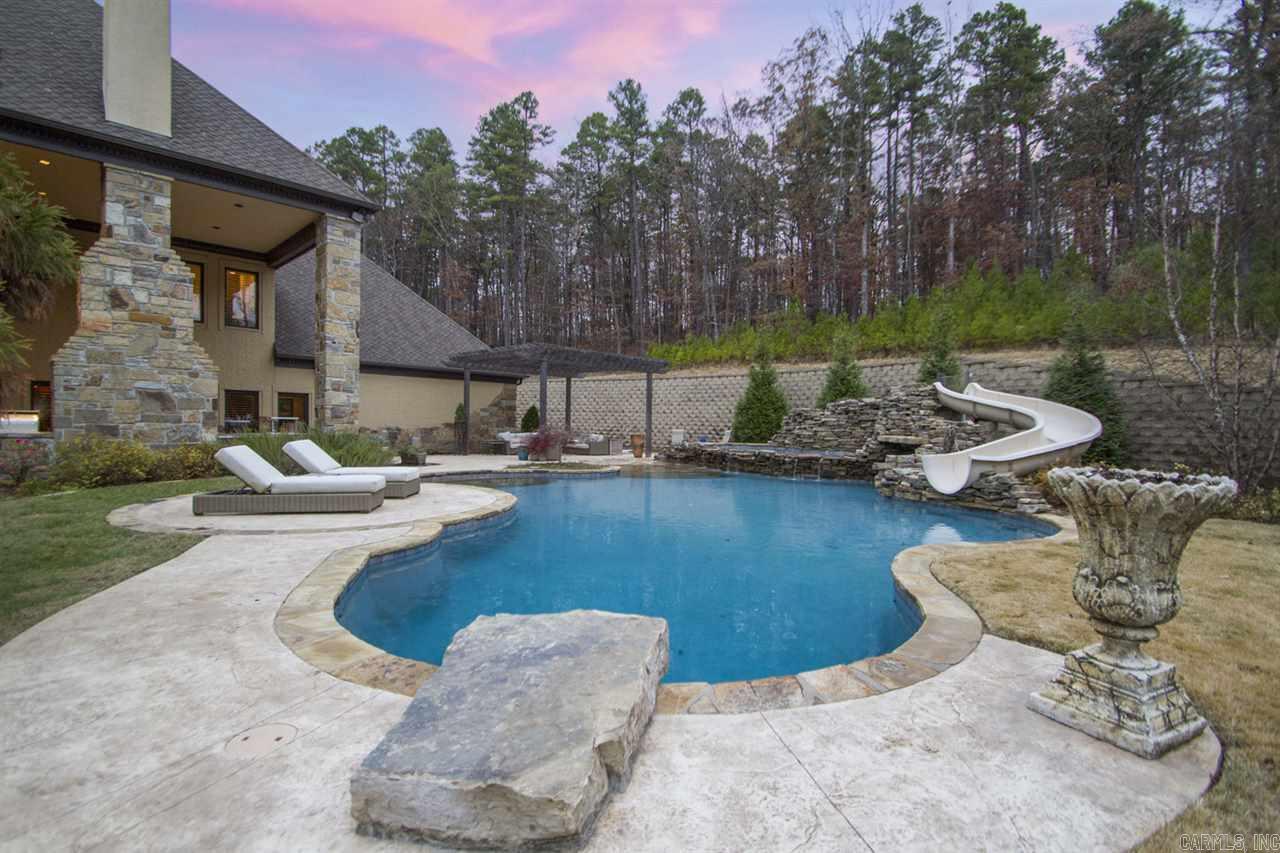 CHENAL DOWNS - Residential