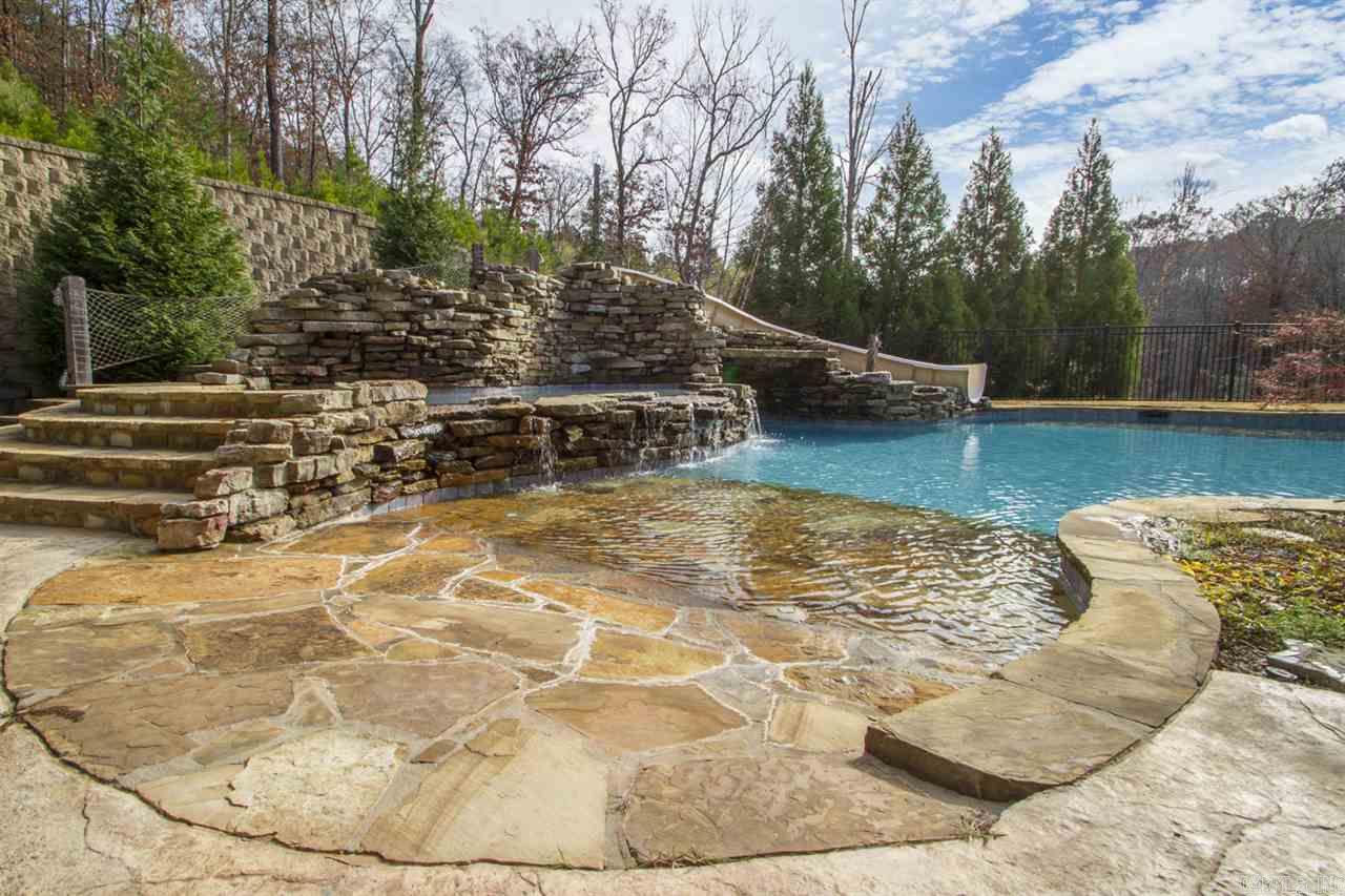 CHENAL DOWNS - Residential