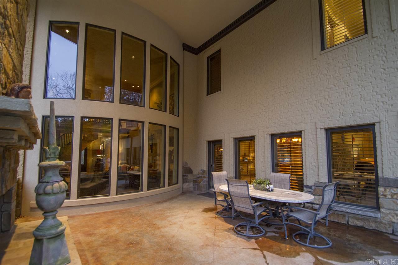 CHENAL DOWNS - Residential