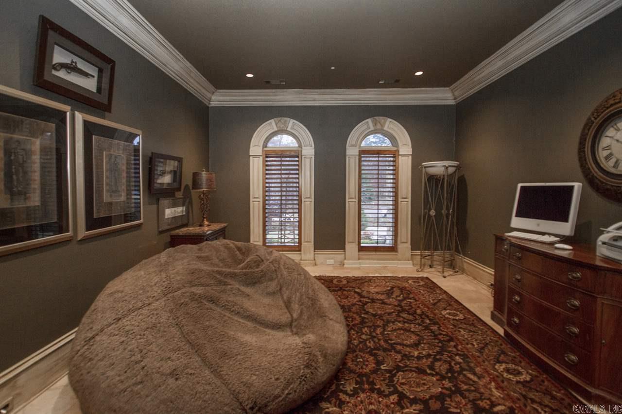CHENAL DOWNS - Residential