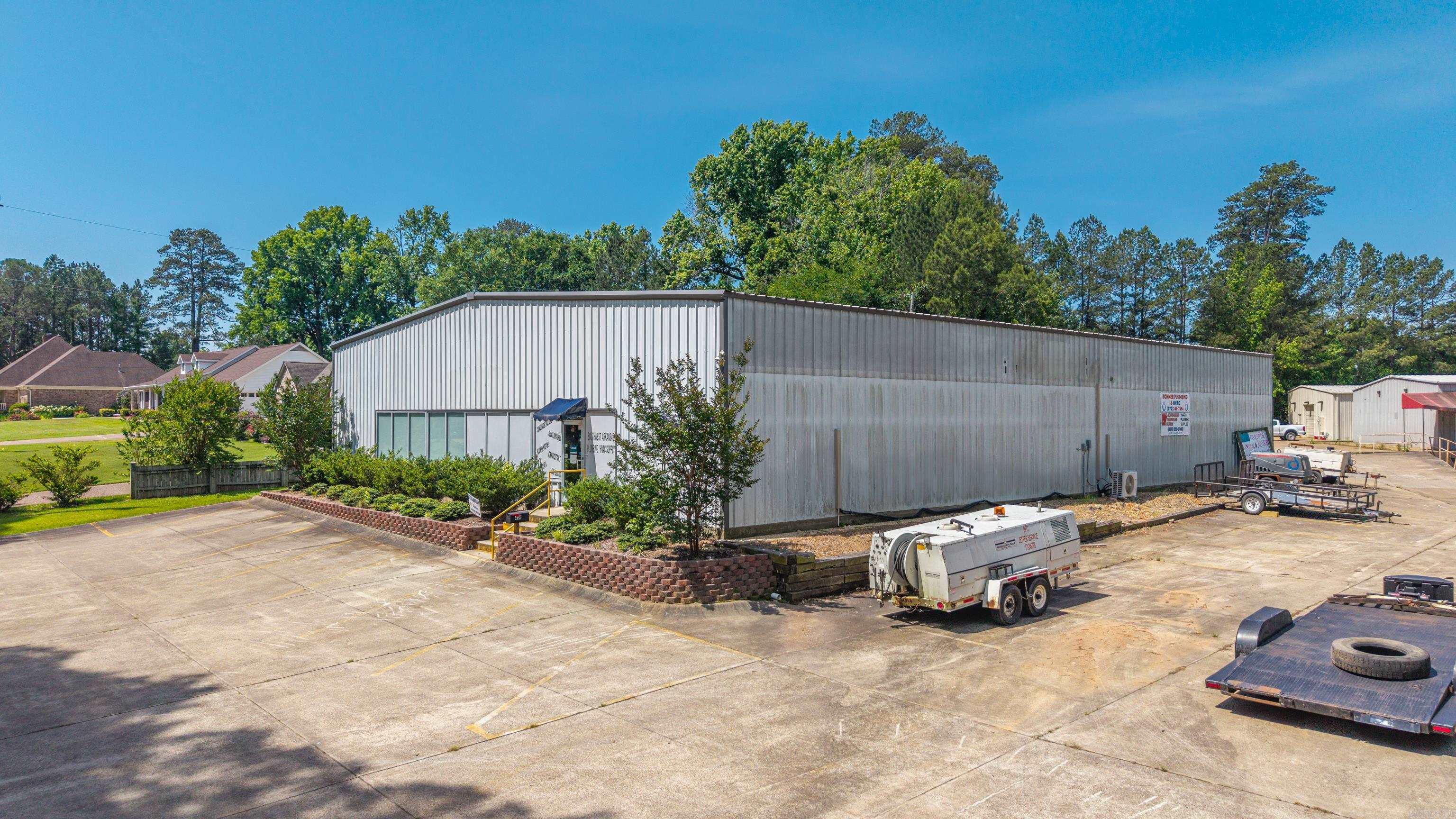 Mockingbird Village - Commercial Sale