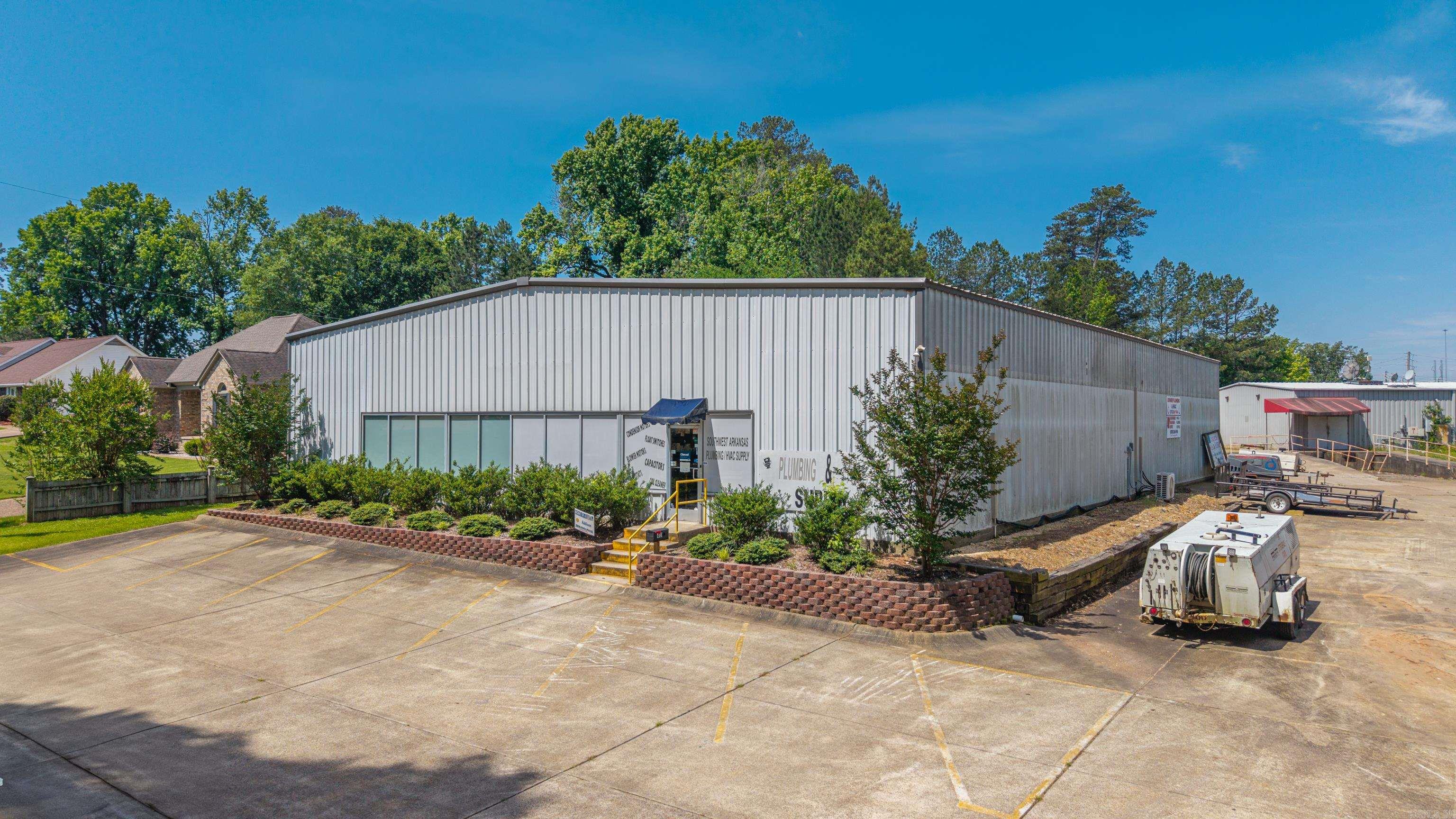 Mockingbird Village - Commercial Sale