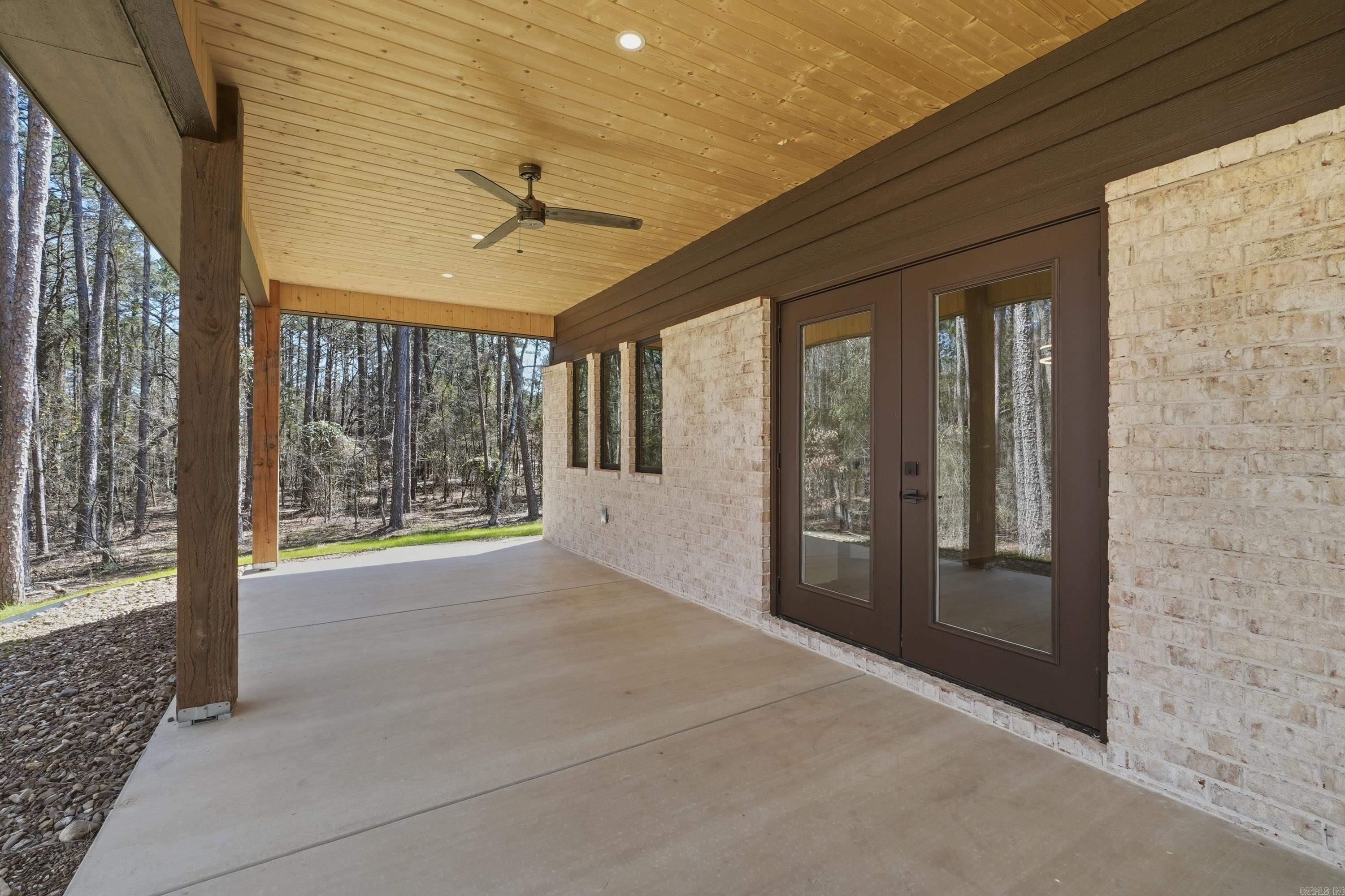GRAND ISLE - Residential
