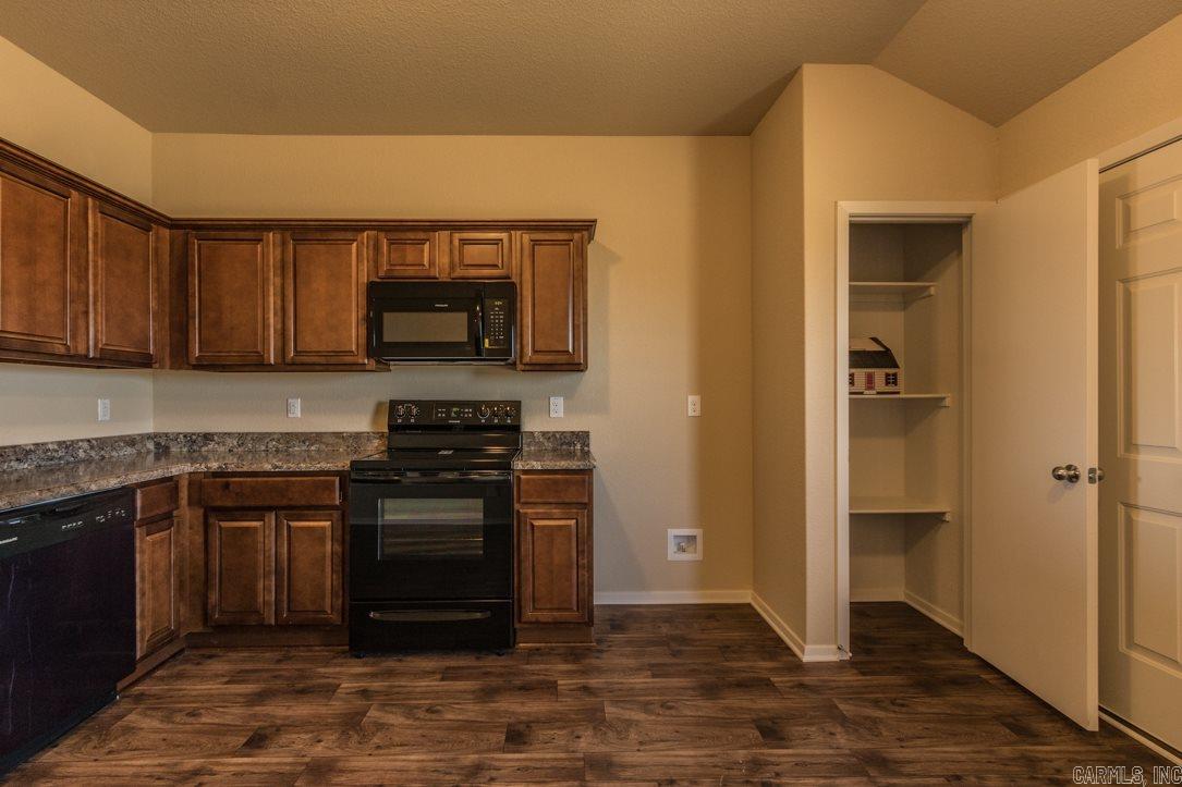 Faulkner Crossing - Residential