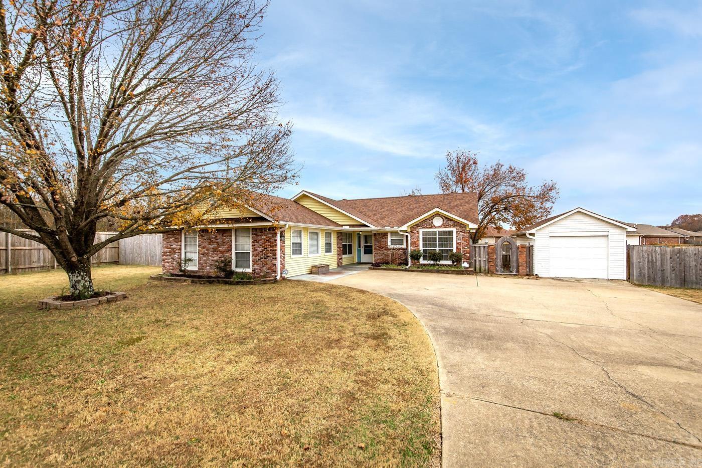 Explore this spacious 4 bed 2 bath home with vaulted ceilings, a new roof, new hot water heater, and a large backyard perfect for get togethers! Great location, right off of 367, making running errands quick and easy. This home is a must see! AGENTS SEE REMARKS!