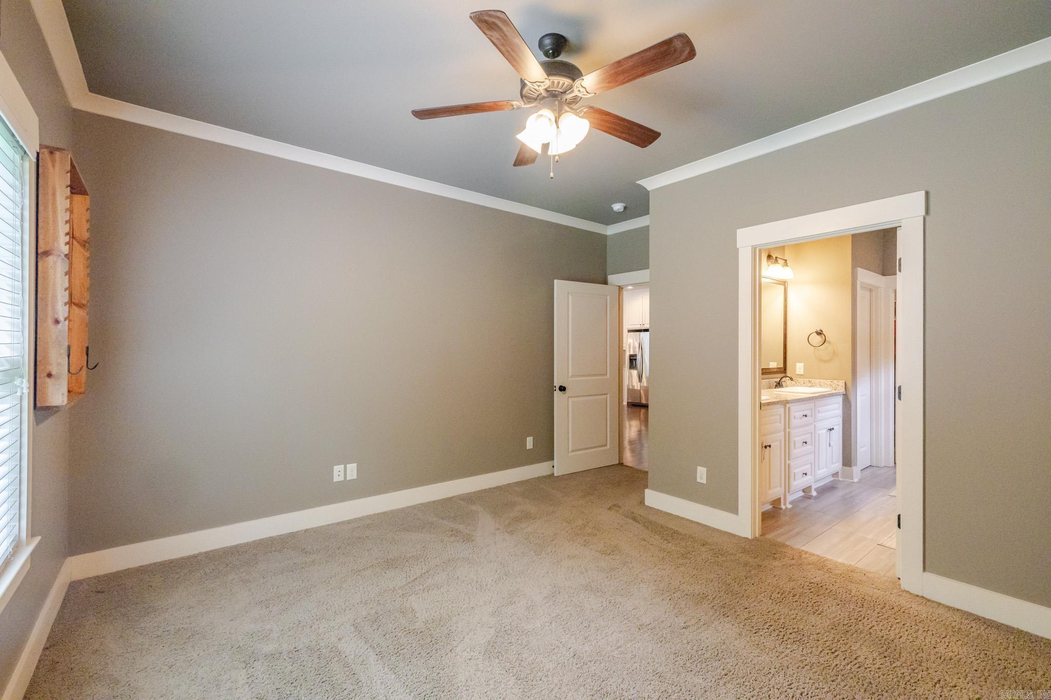 HALEY COURT - Residential