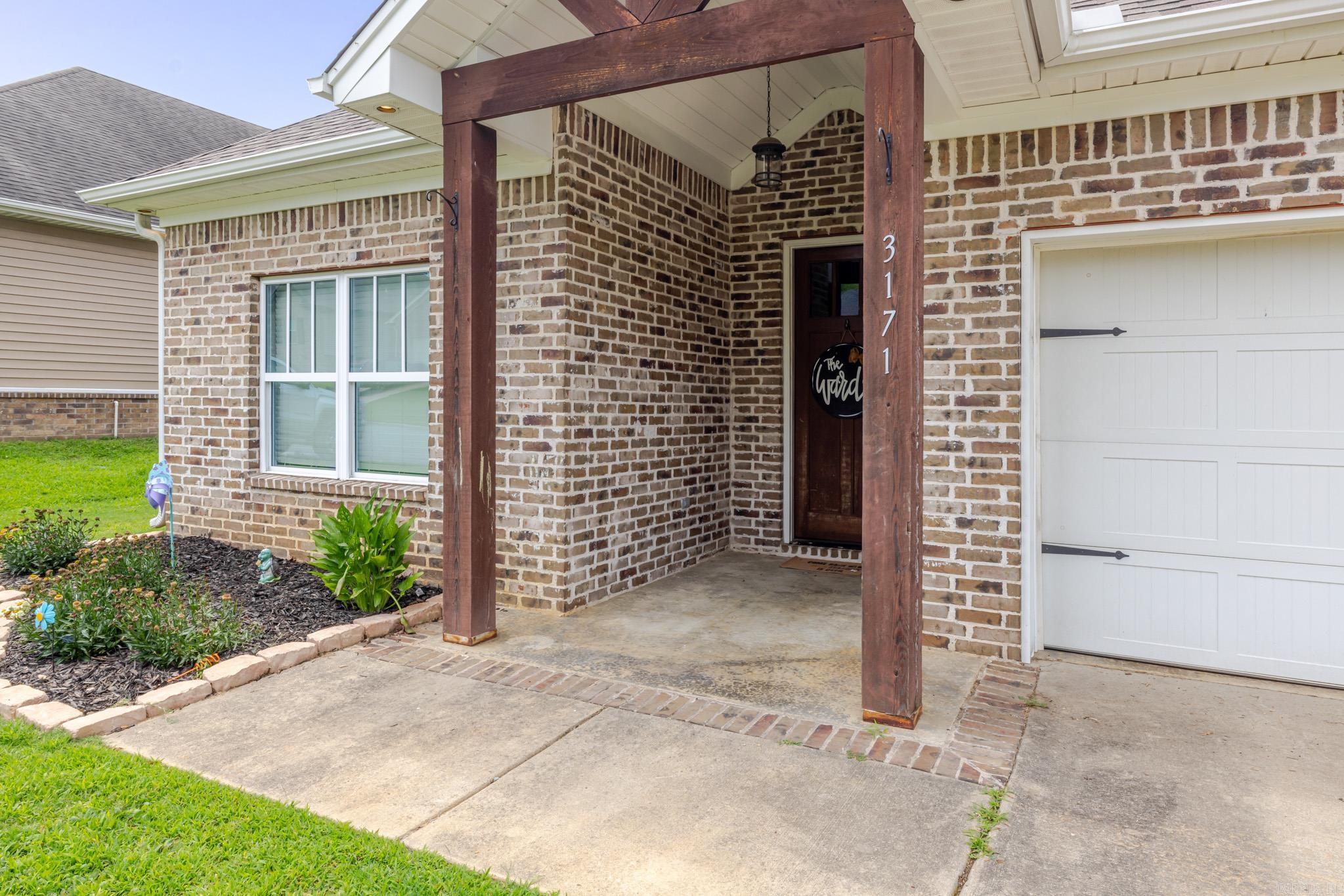 HALEY COURT - Residential