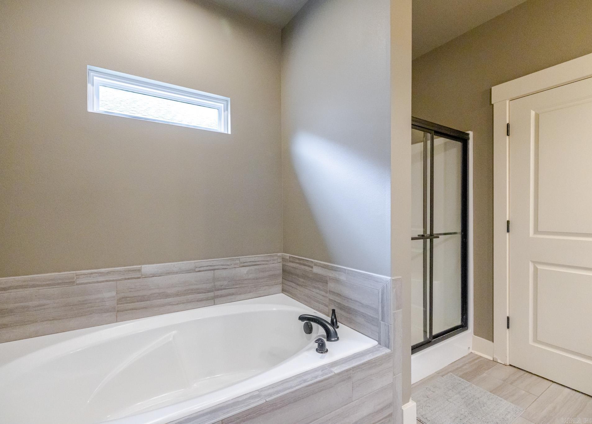 HALEY COURT - Residential
