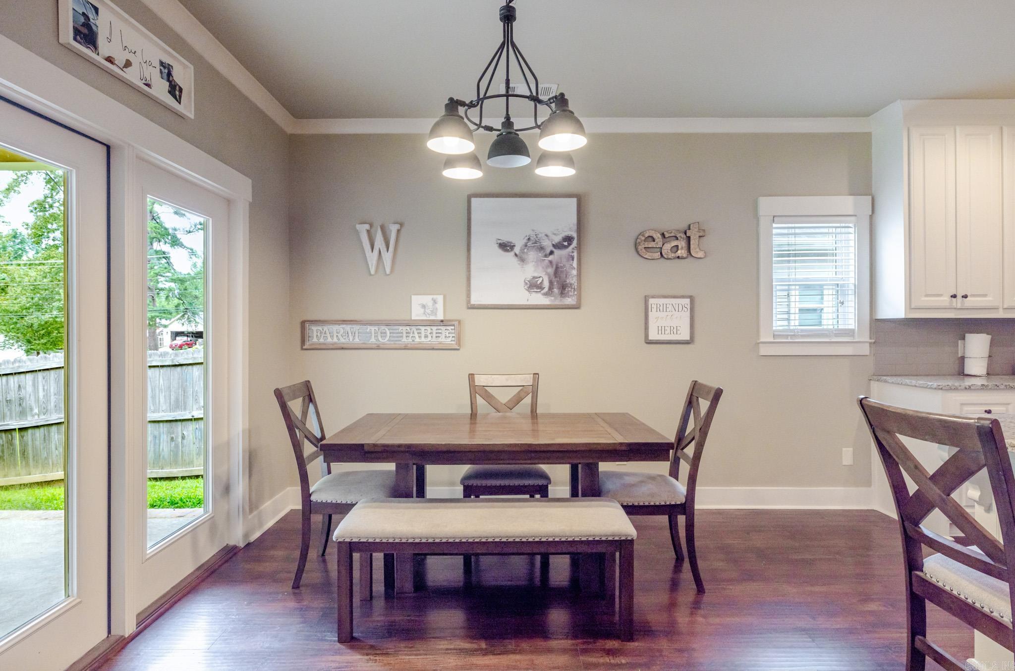 HALEY COURT - Residential