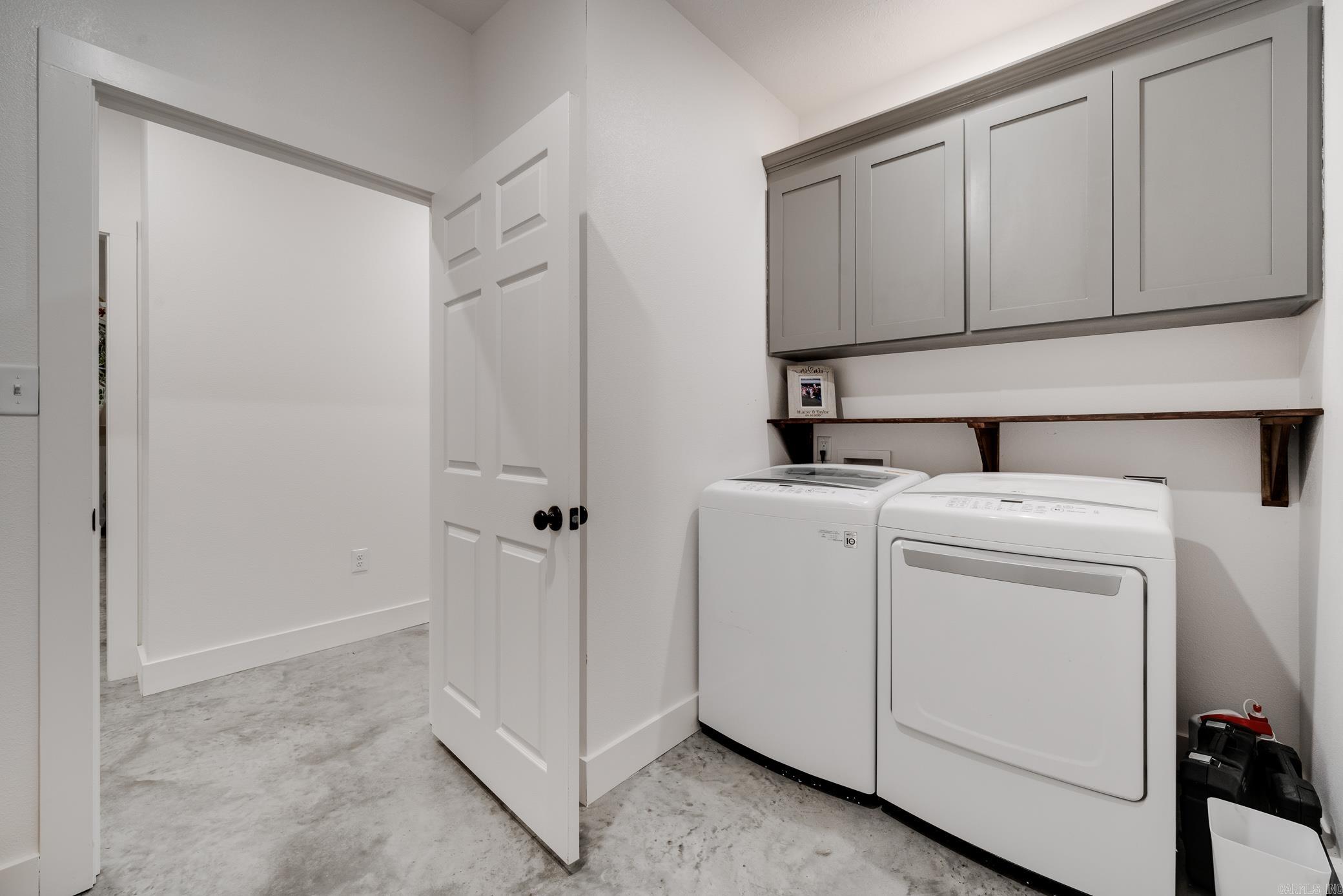 Round Mountain Replat - Residential