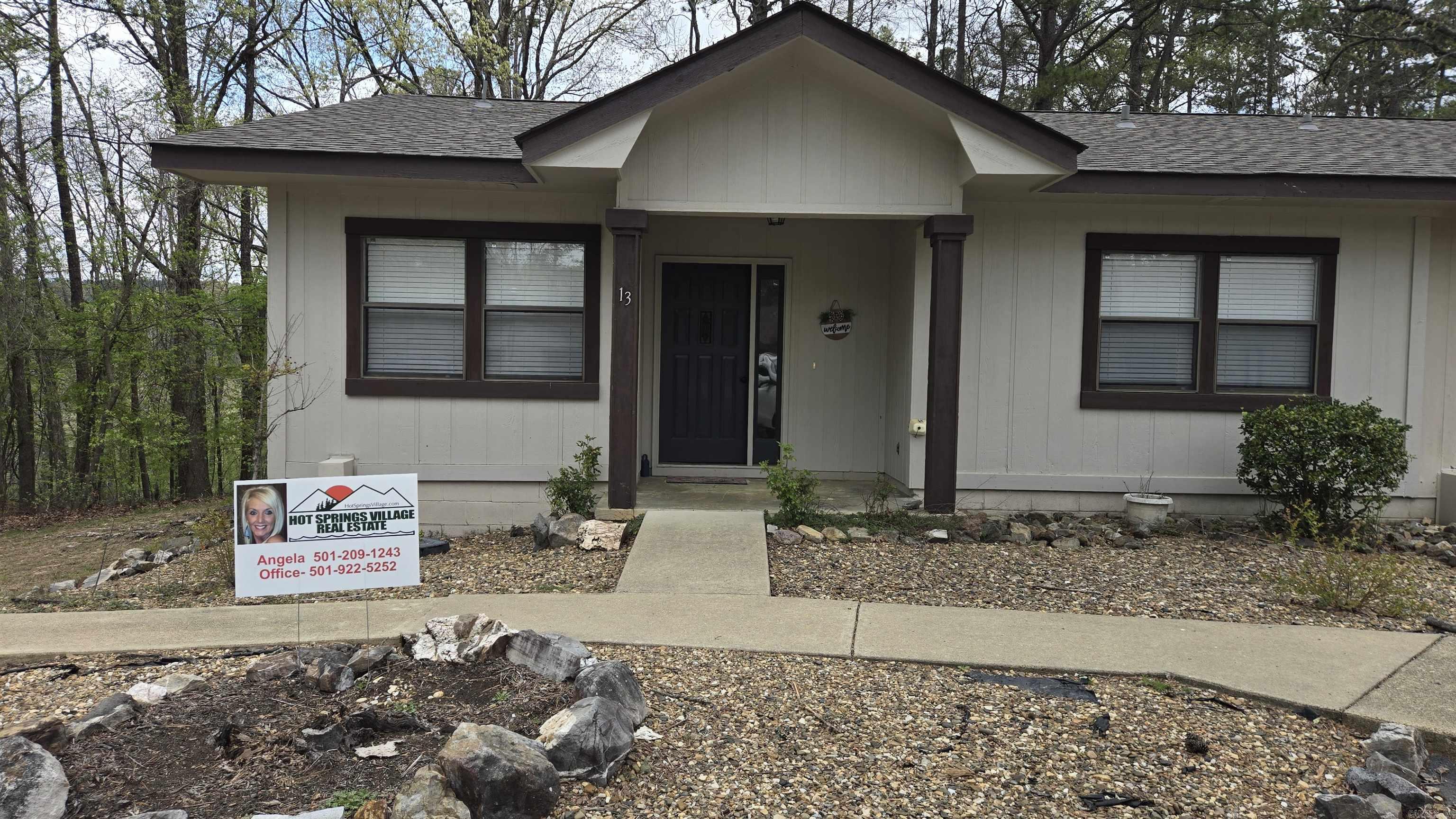 This home has been completely updated! Turn key ready for New owners to enjoy the peaceful living in Hot Springs Village! Call Angela For Showing! 501-209-1243 There is a one time buying fee to POA.