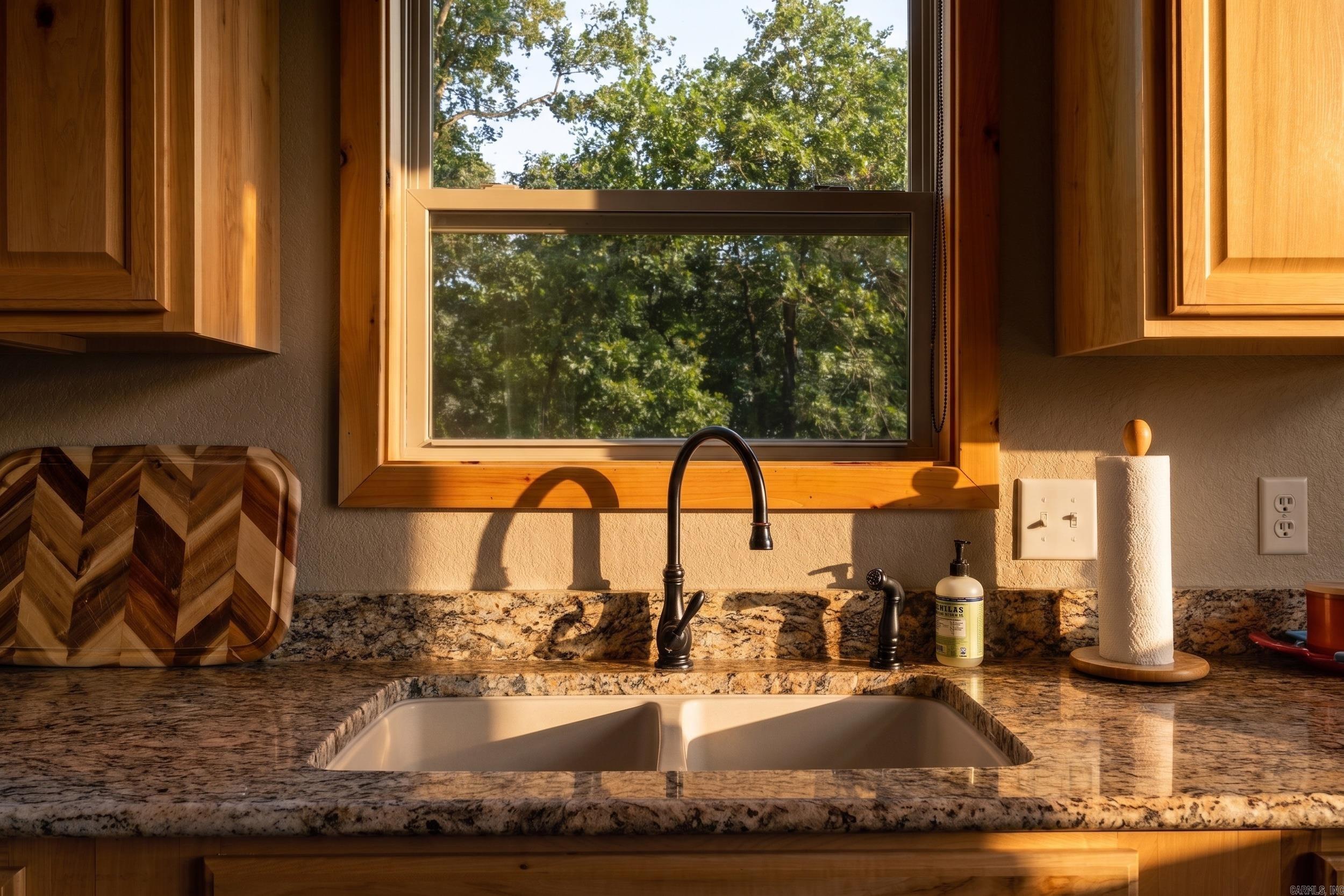 ROBINSON POINT ESTATES - Residential