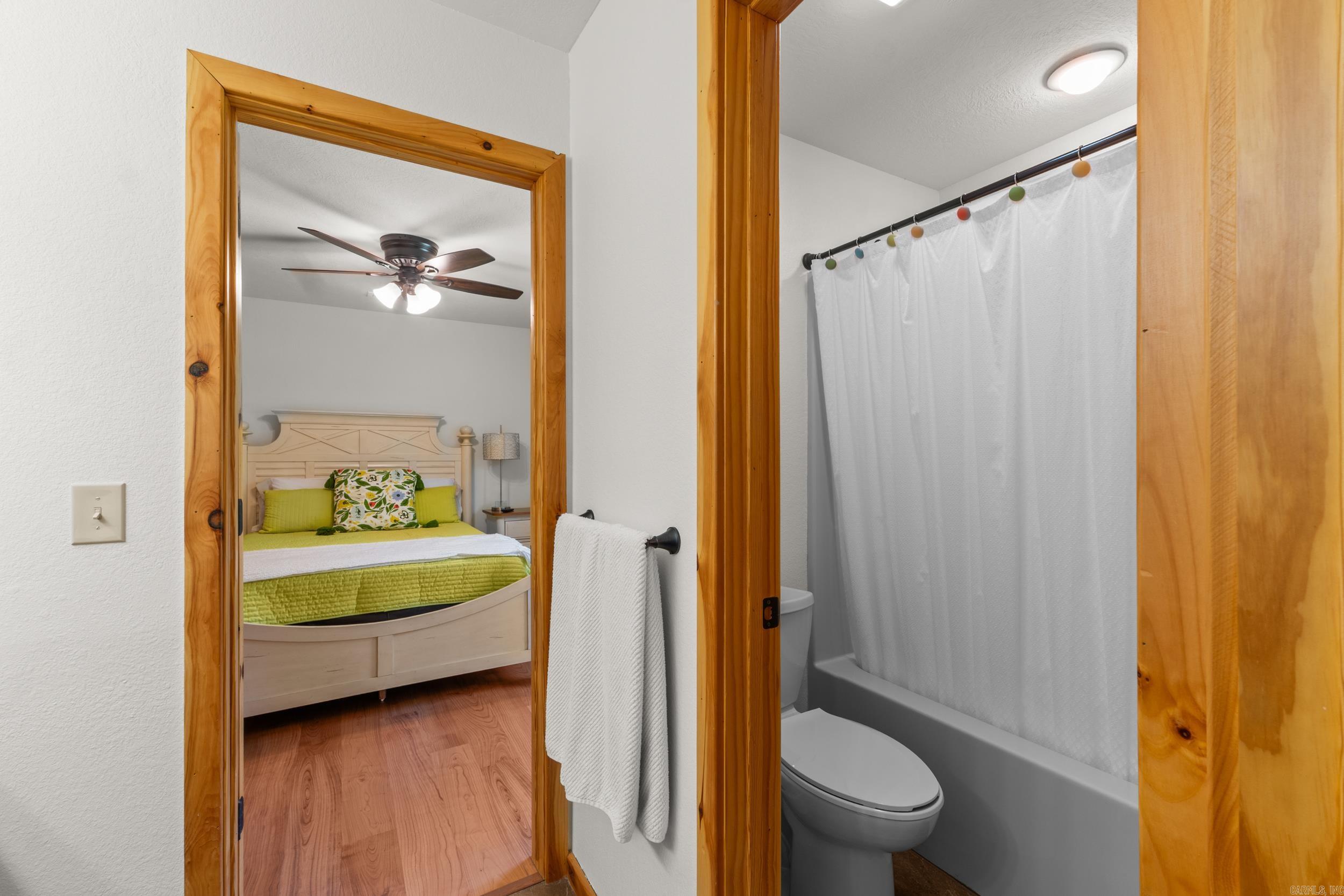 ROBINSON POINT ESTATES - Residential