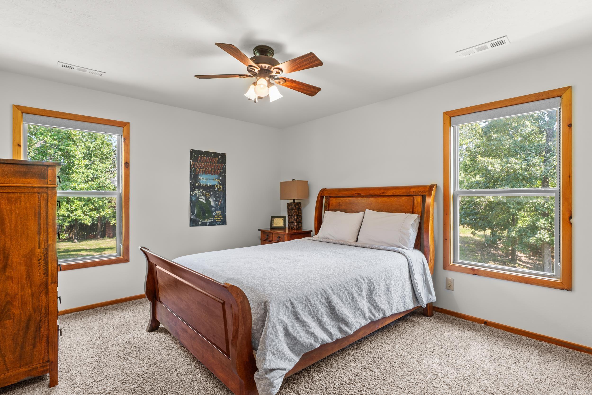 ROBINSON POINT ESTATES - Residential