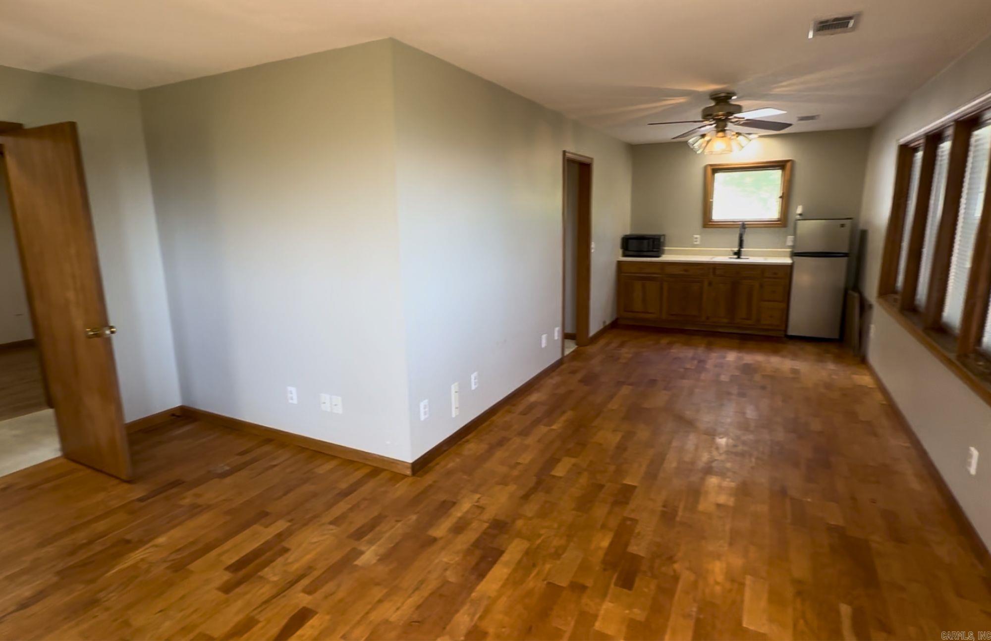 INDIAN HILLS - Residential