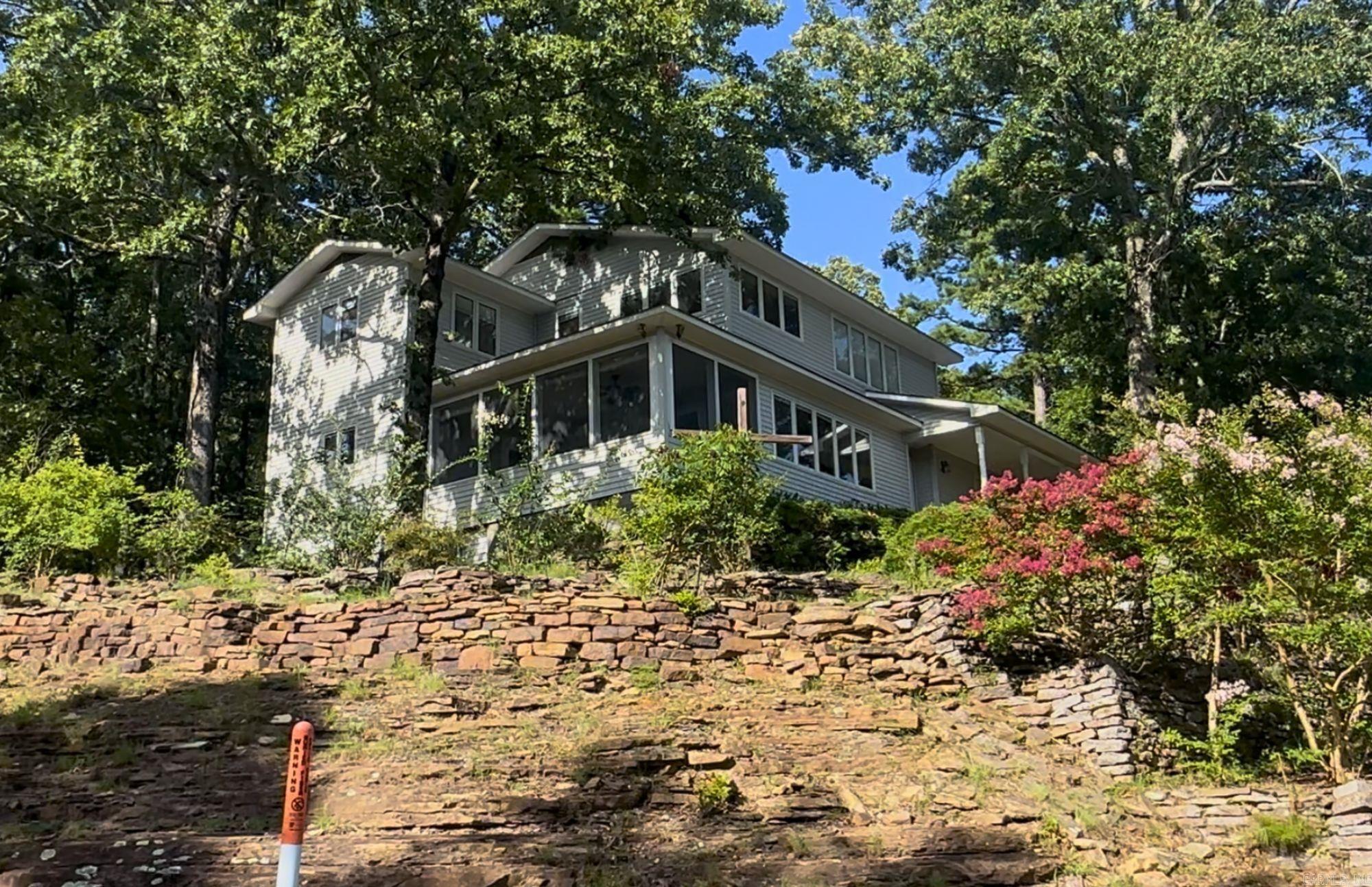 INDIAN HILLS - Residential