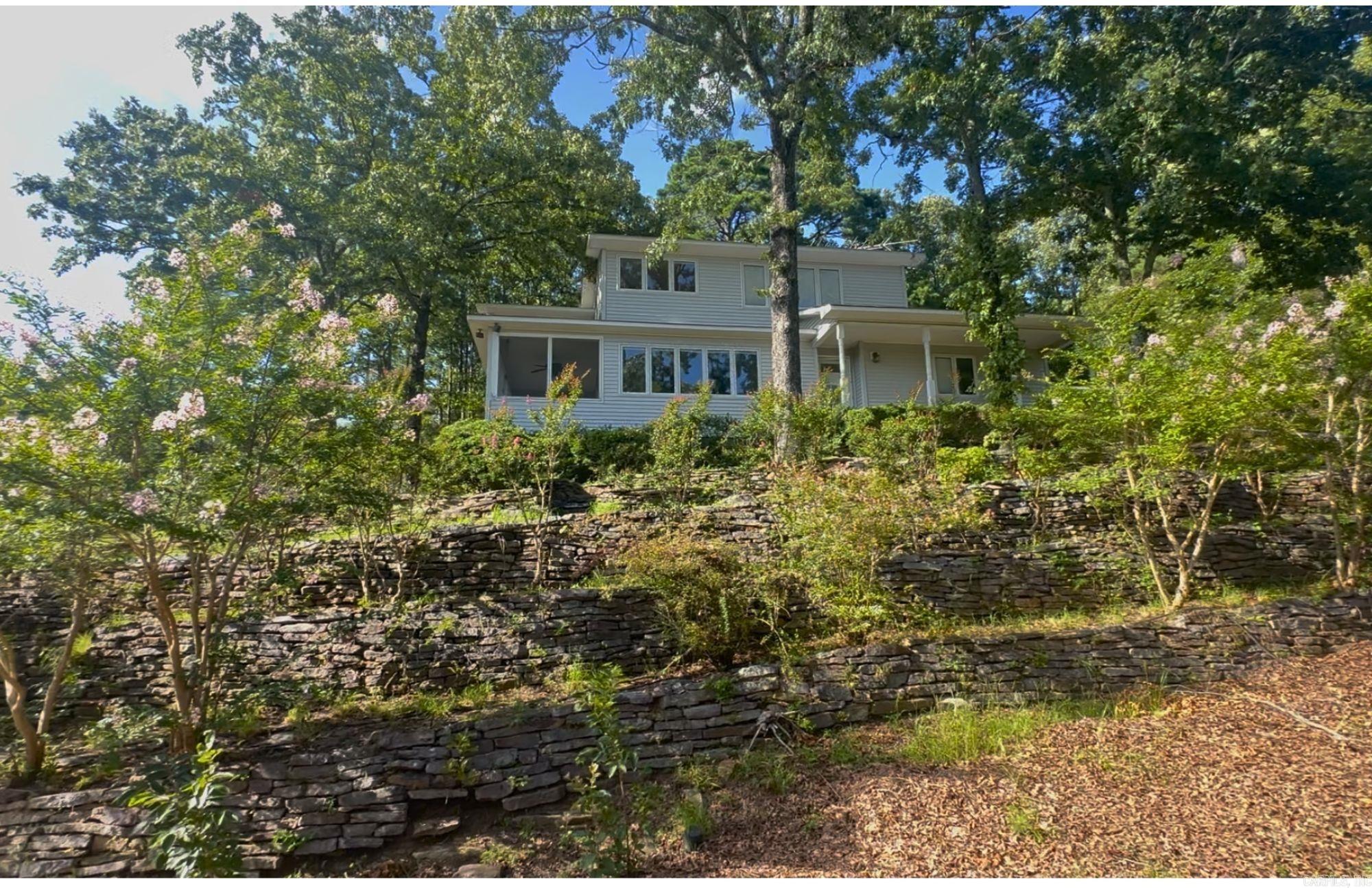 INDIAN HILLS - Residential