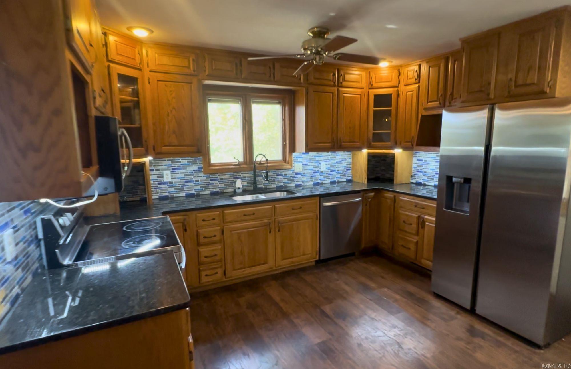 INDIAN HILLS - Residential