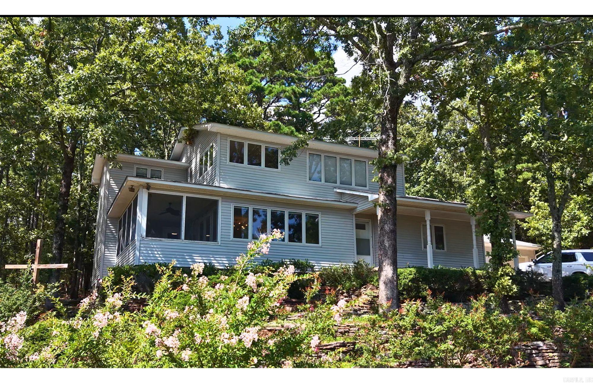 INDIAN HILLS - Residential