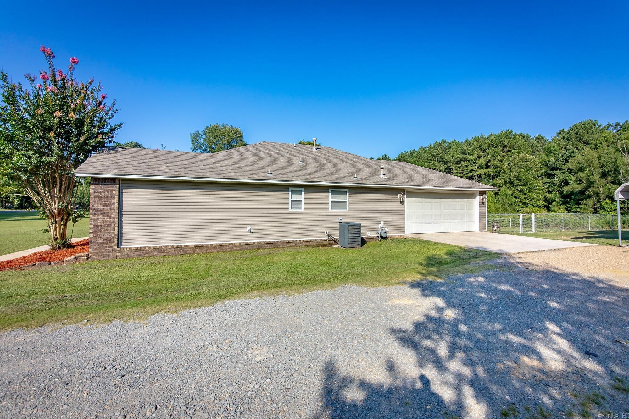 APPLE VALLEY - Residential
