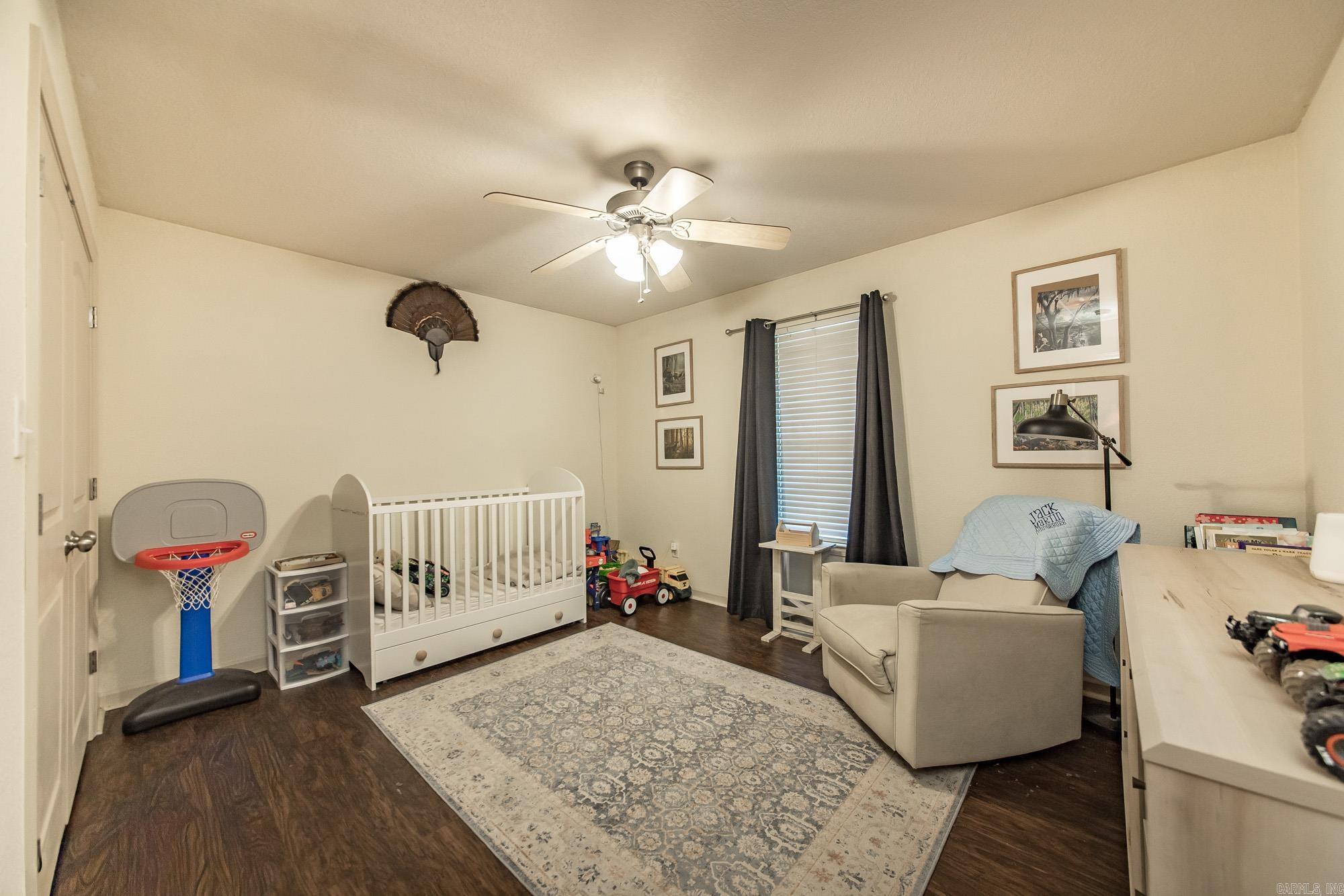 APPLE VALLEY - Residential