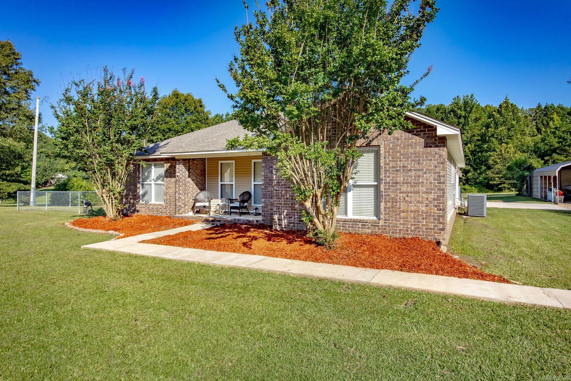 APPLE VALLEY - Residential