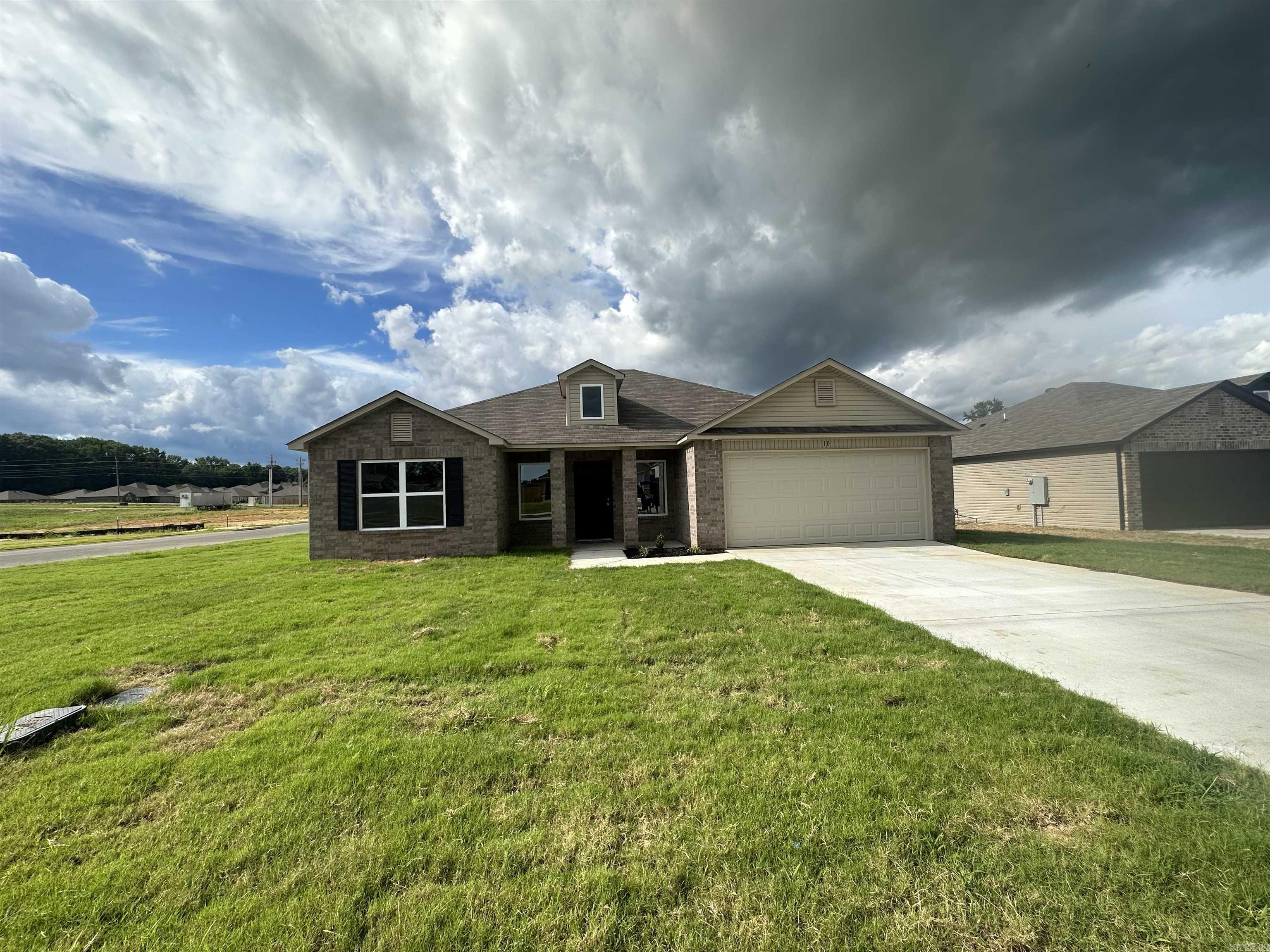 STAGECOACH MEADOWS - Residential