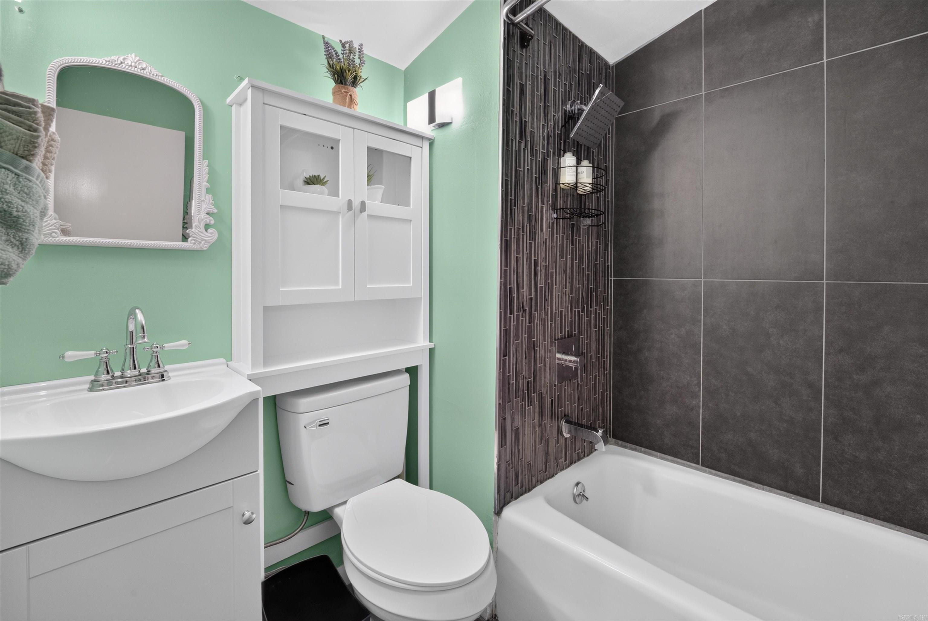 DIAMONDHEAD BLOCK G - Residential