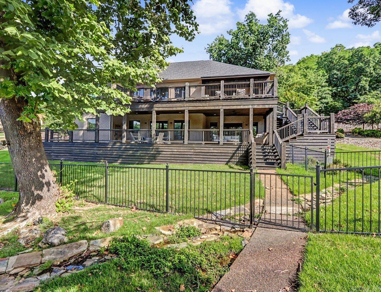 LAKE FOREST SHORES - Residential