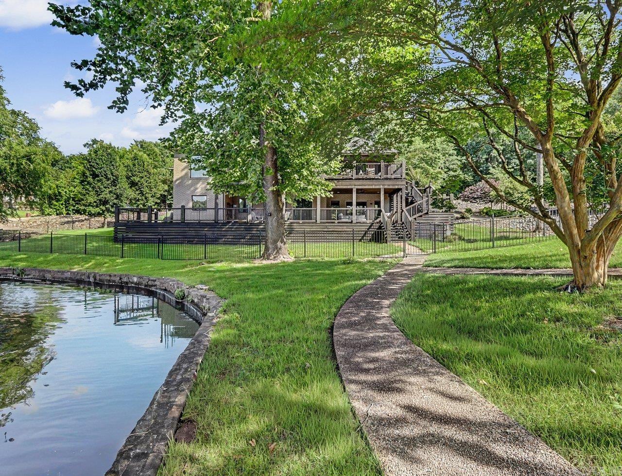 LAKE FOREST SHORES - Residential