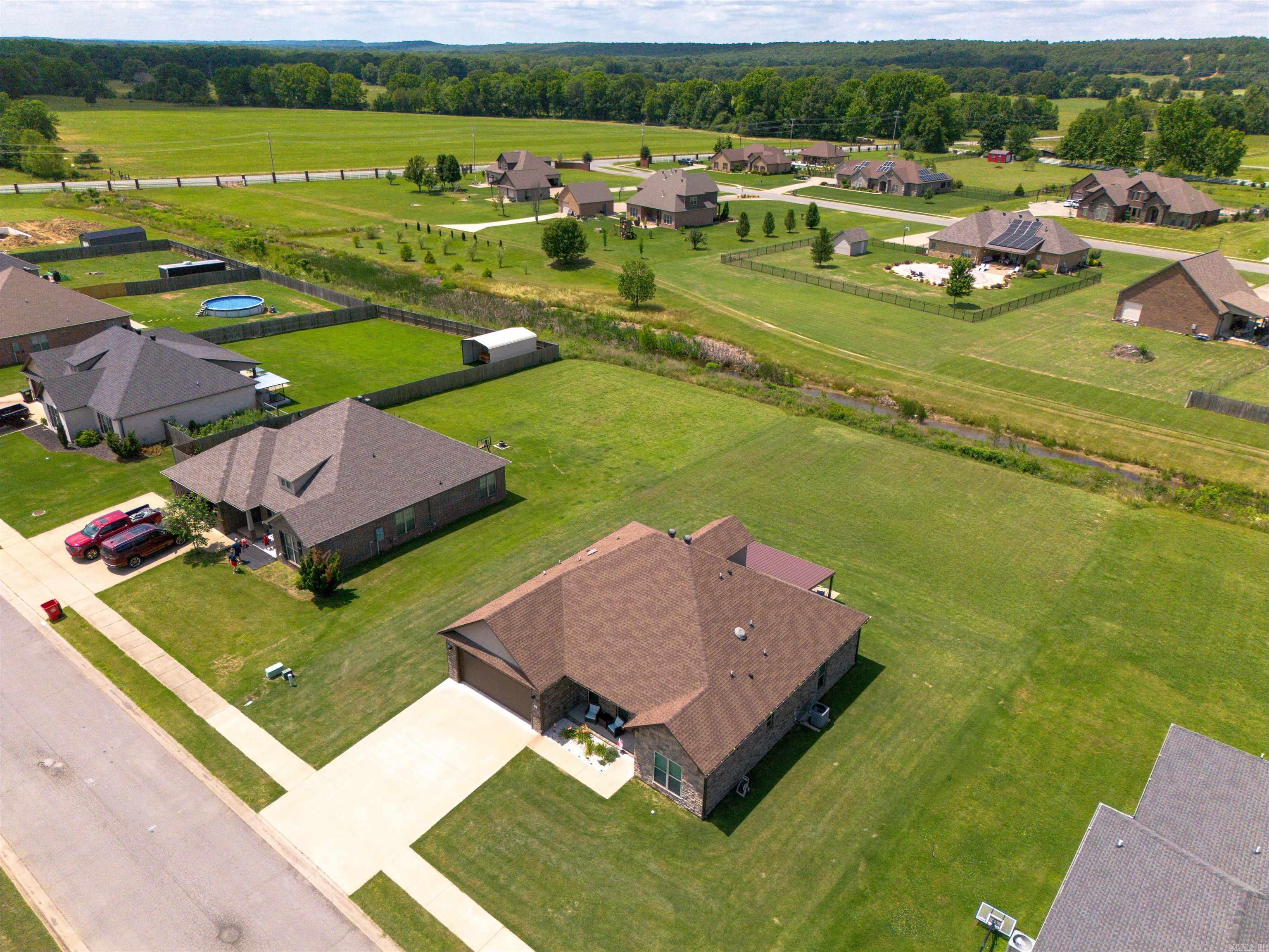 Saddle Creek - Residential