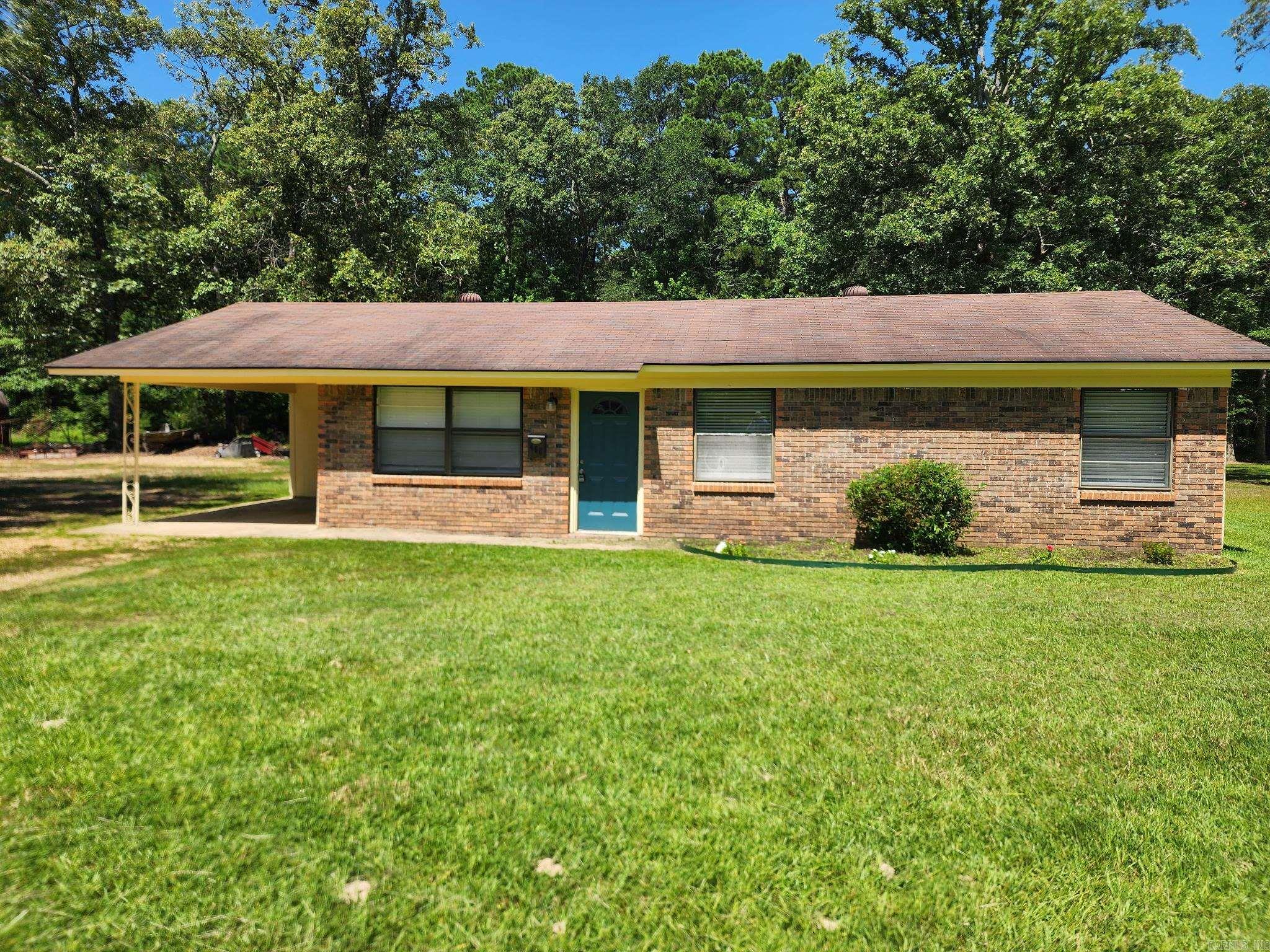 Move-In Ready 3 Bedroom/ 1 Bath home in Hampton!  Located on a generous .36 acre lot, this property has a large shop and plenty of elbow room! The home has been completely renovated inside and out..  2025/2026 Renovations include:  Exterior Painting New Exterior Doors New door/cabinet hardware throughout Some new sheetrock Interior Painting throughout New bathroom vanity, tile surround, toilet New stainless kitchen appliances New LVP flooring Electrical and Plumbing improvements New light fixtures and blinds throughout