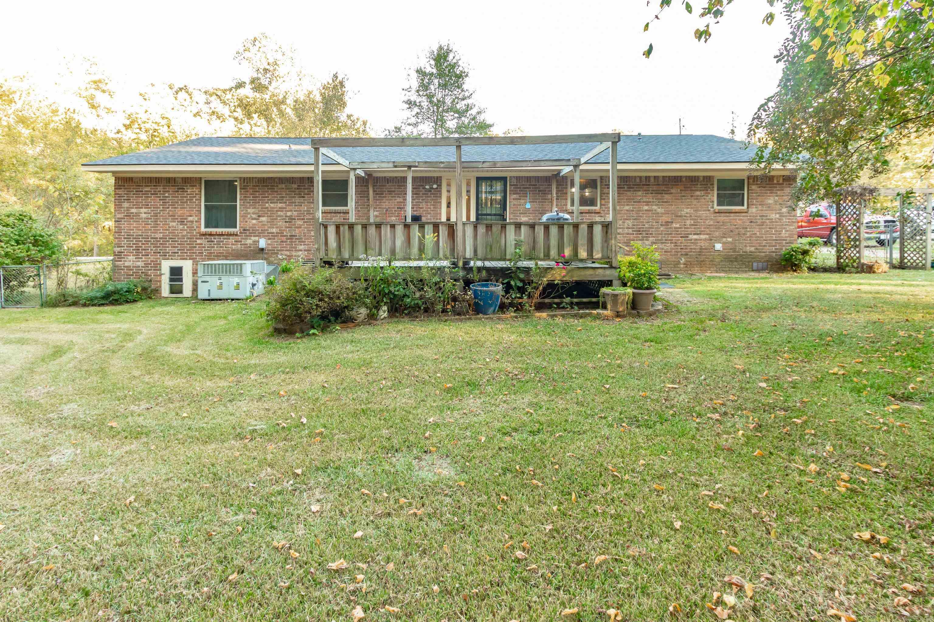 SOUTHERN HILLS - Residential