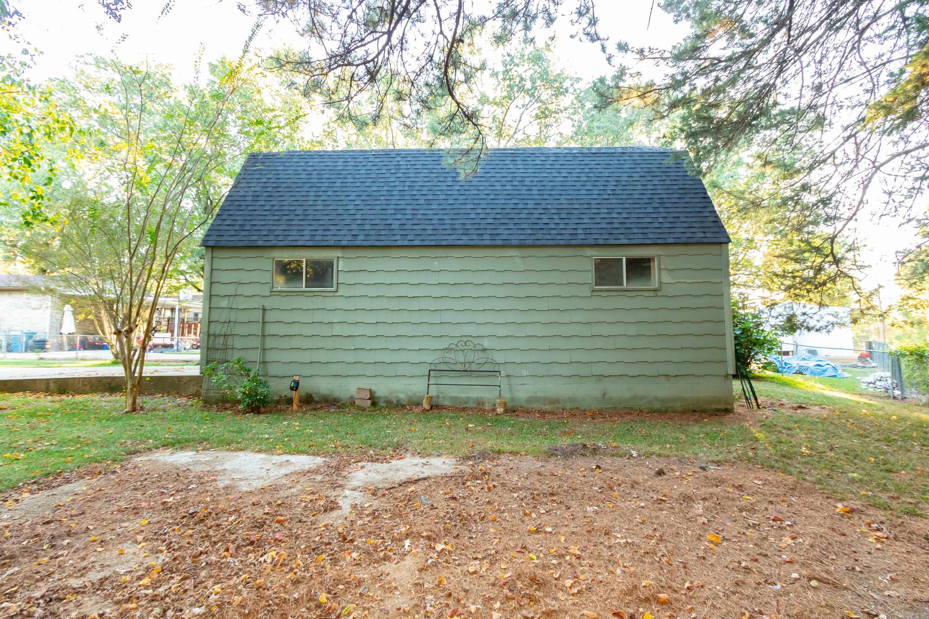 SOUTHERN HILLS - Residential