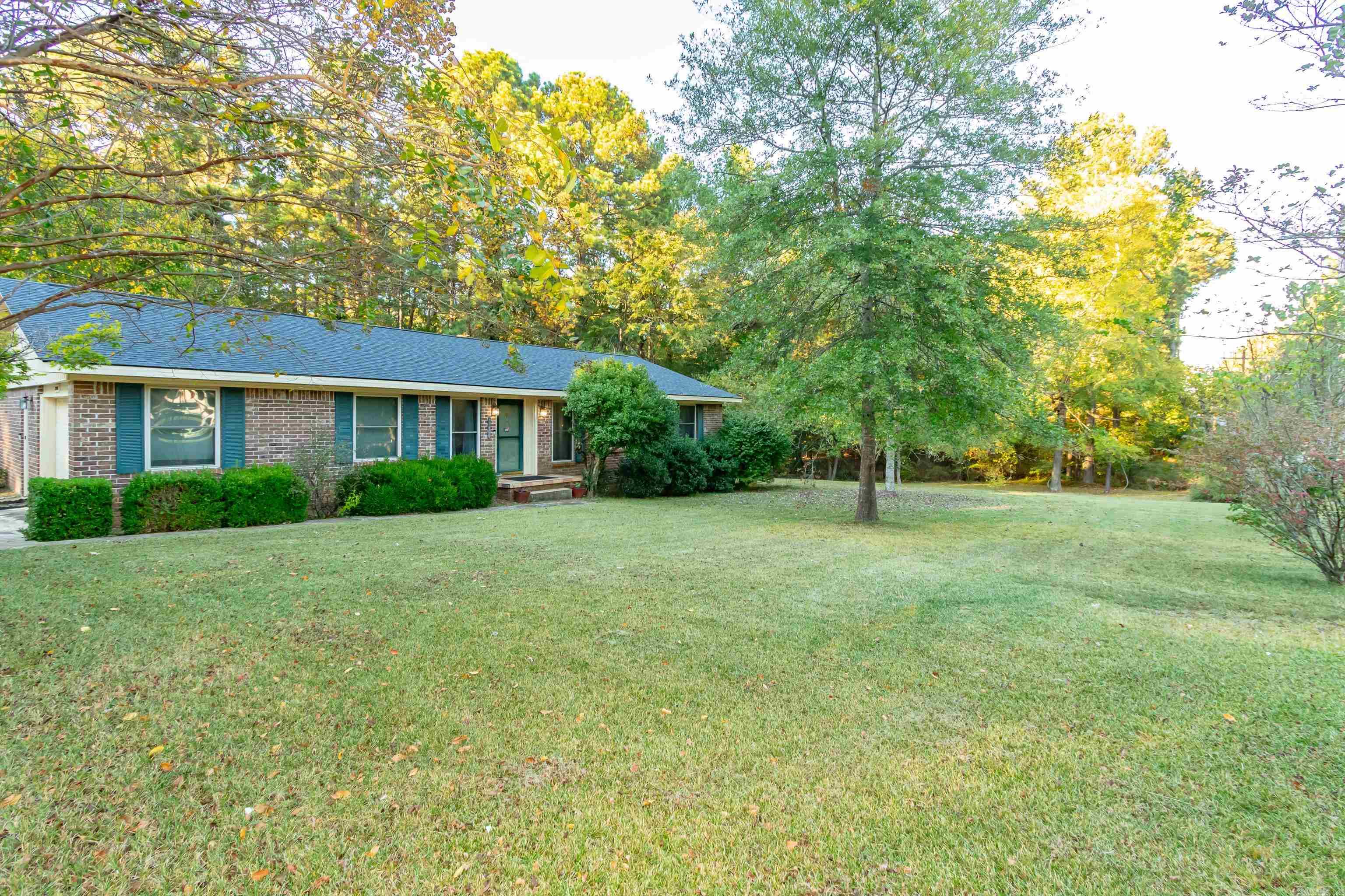 SOUTHERN HILLS - Residential