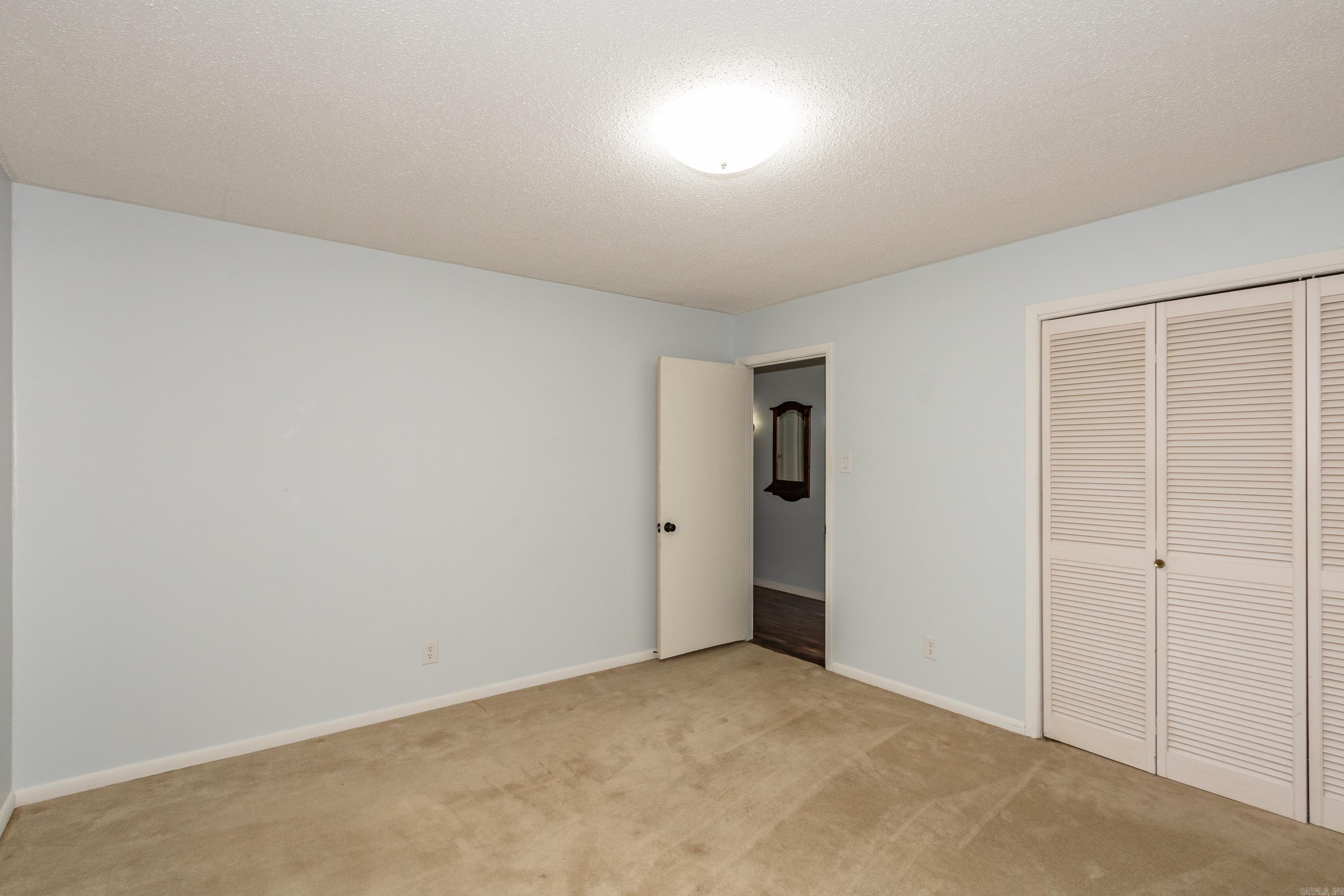 SOUTHERN HILLS - Residential