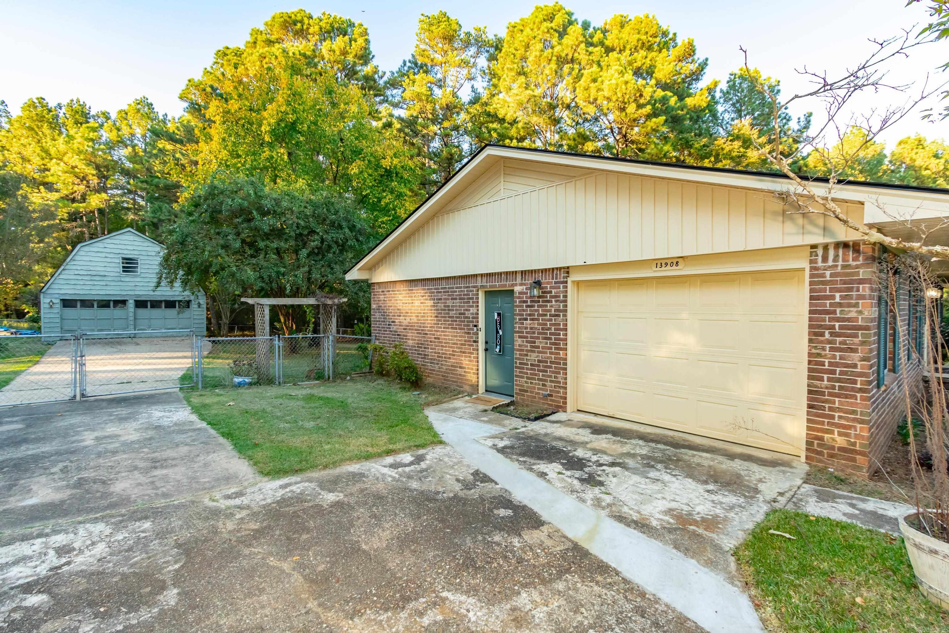 SOUTHERN HILLS - Residential