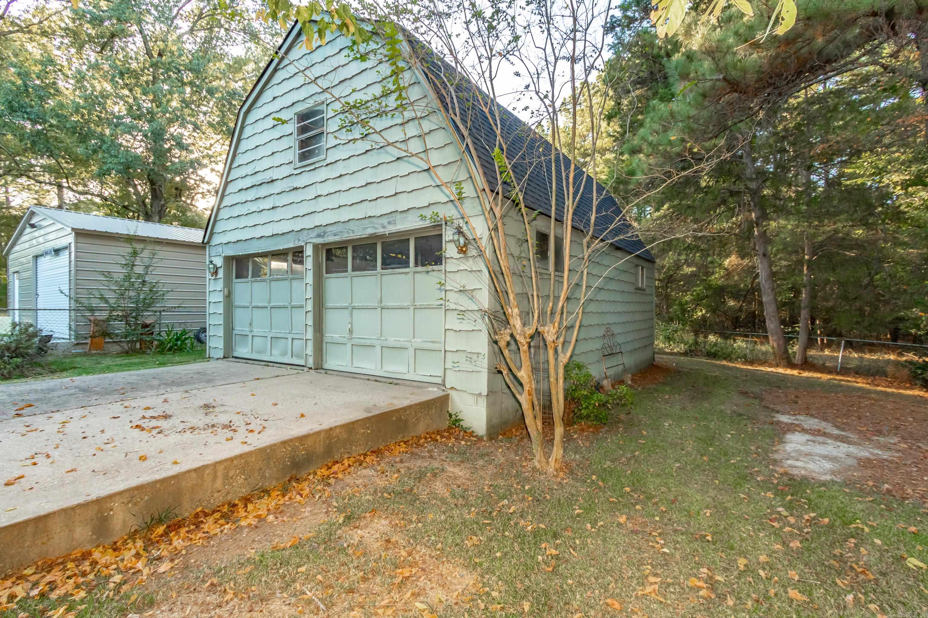SOUTHERN HILLS - Residential