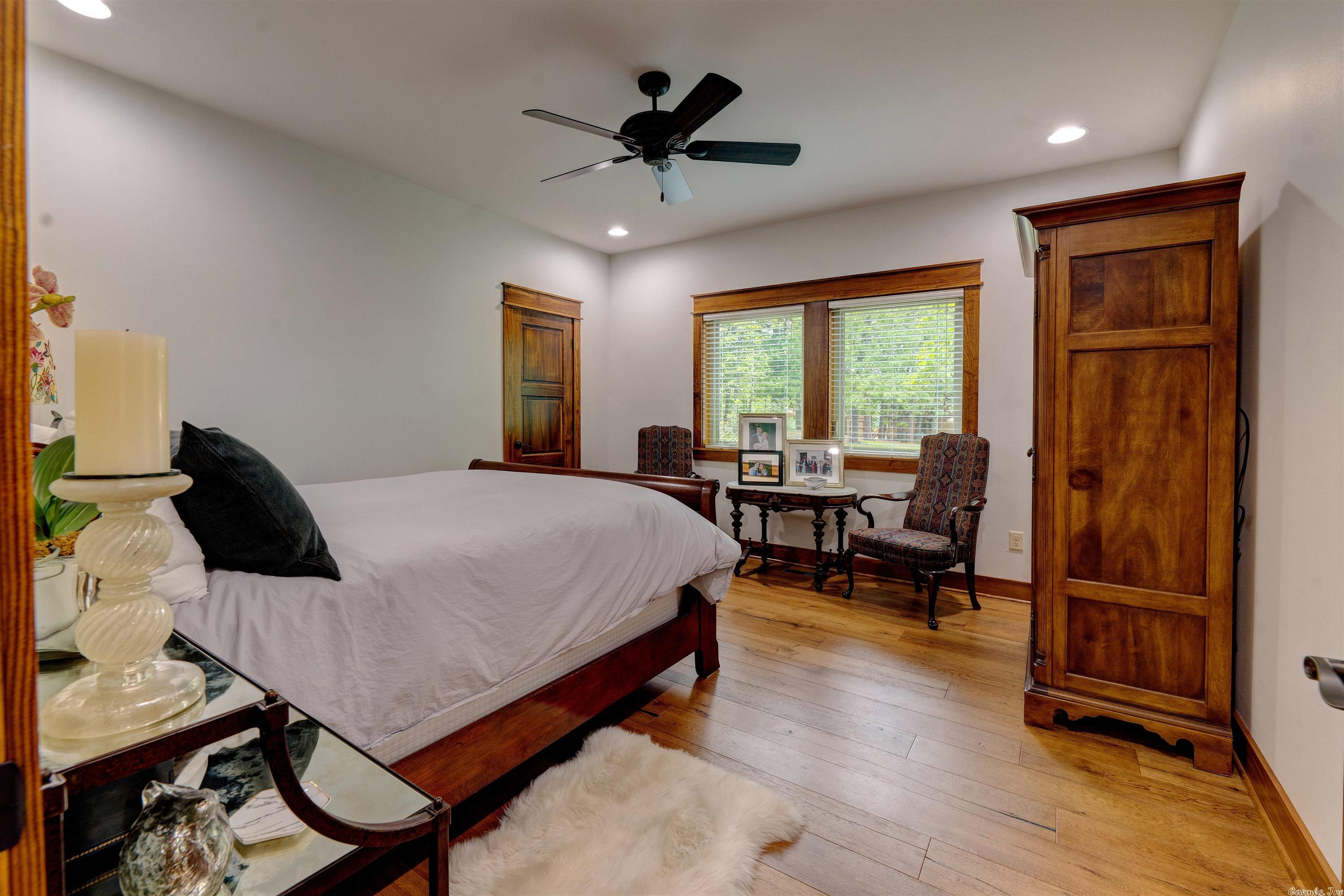 BELMONT ACRES - LAKE - Residential