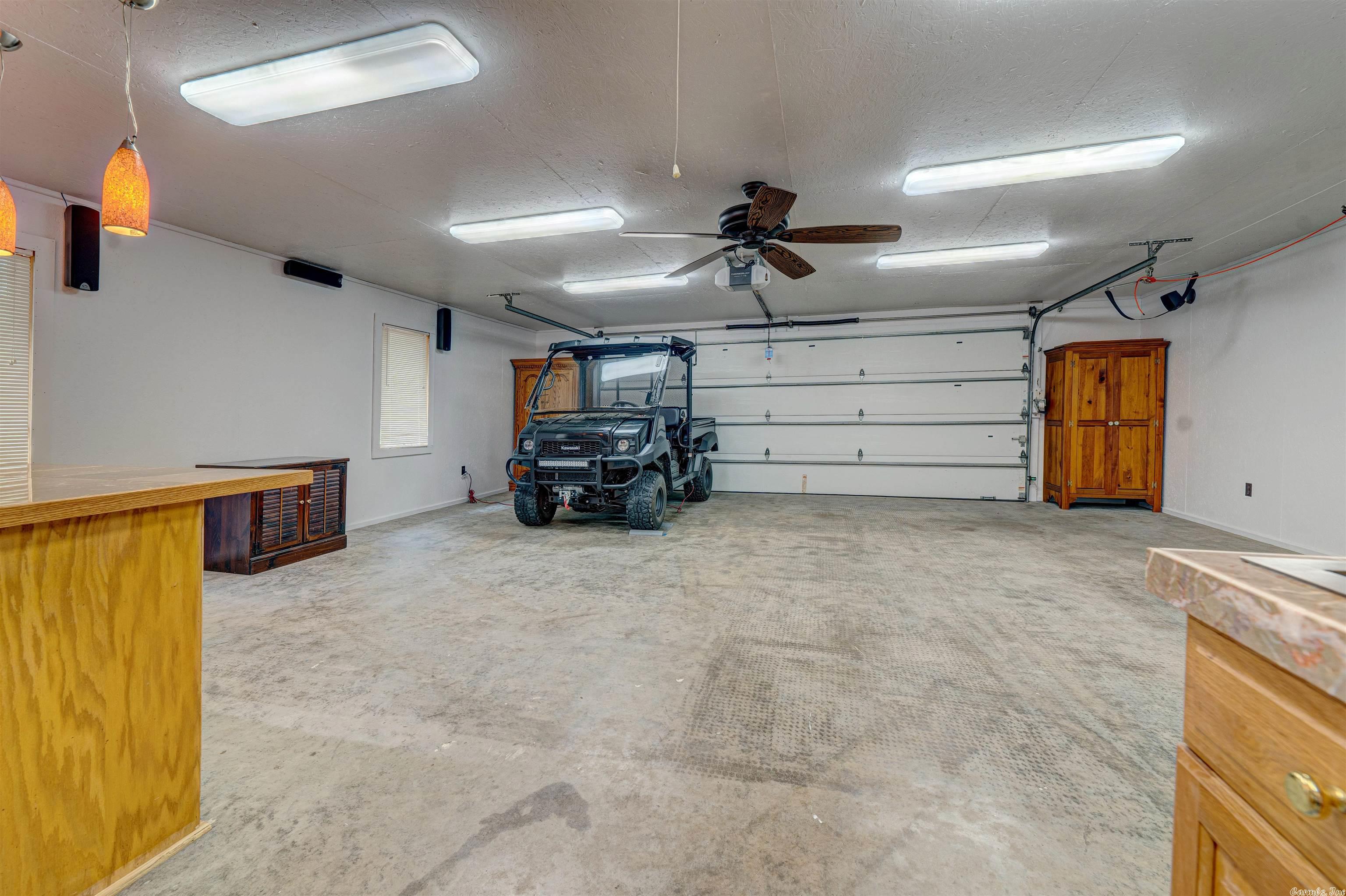 BELMONT ACRES - LAKE - Residential