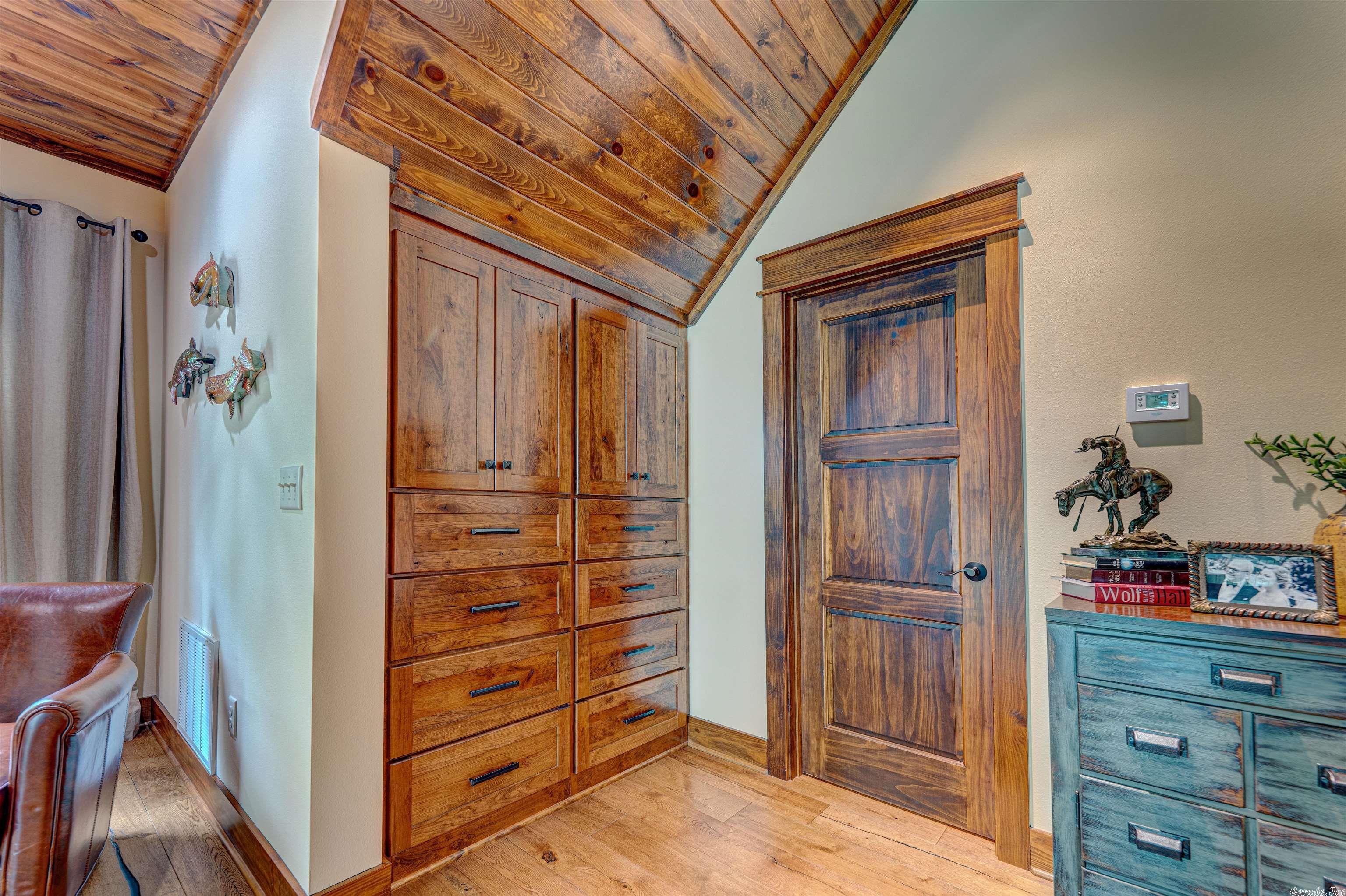 BELMONT ACRES - LAKE - Residential