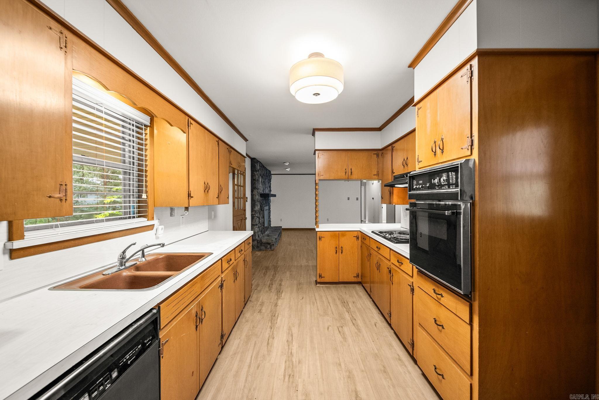 PIKE VIEW - Residential