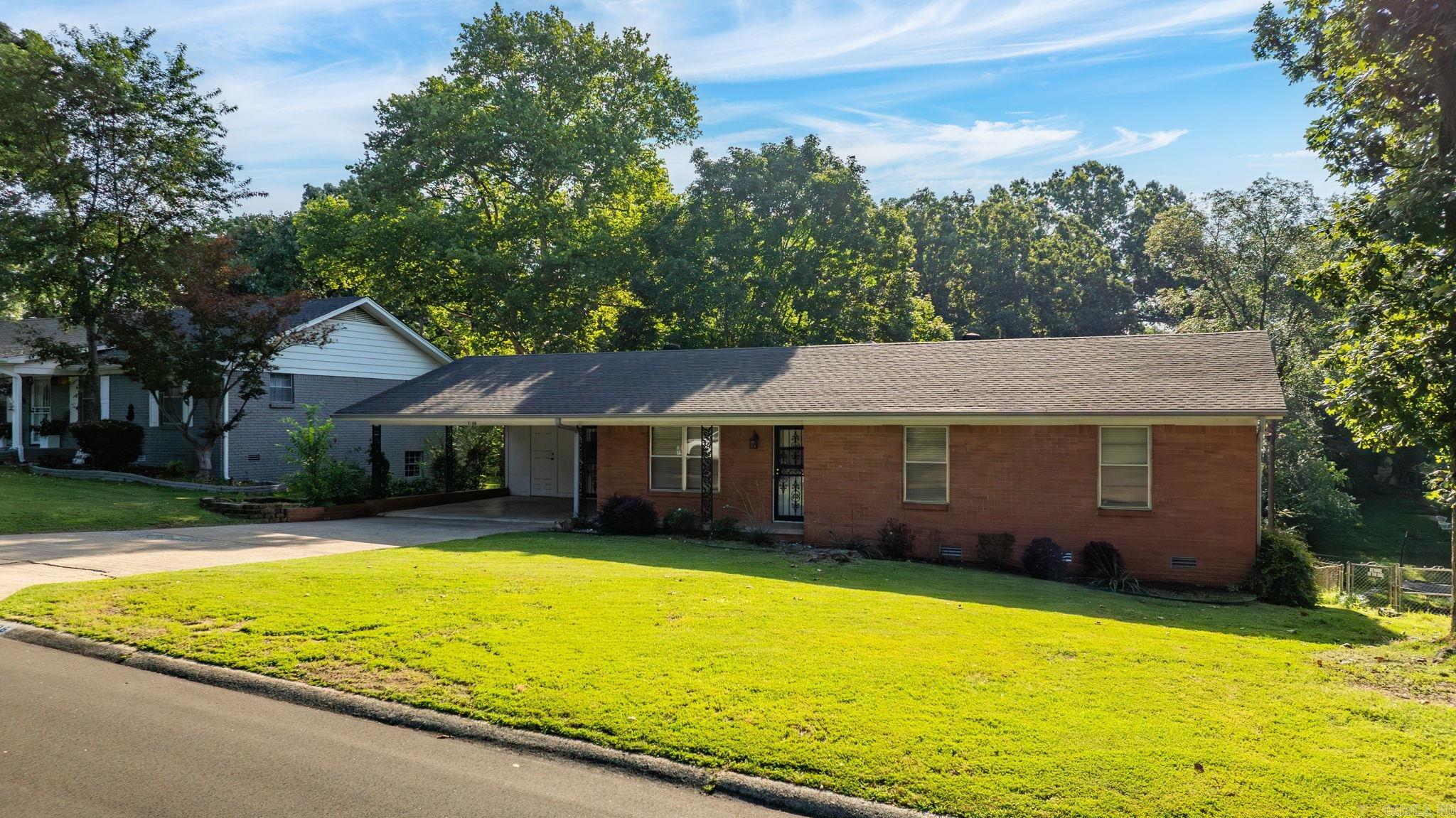 PIKE VIEW - Residential
