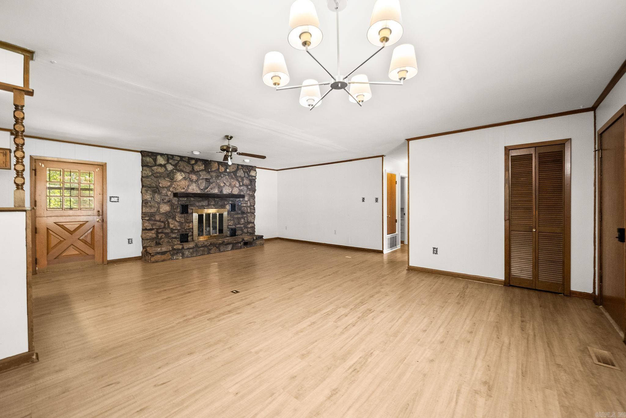 PIKE VIEW - Residential