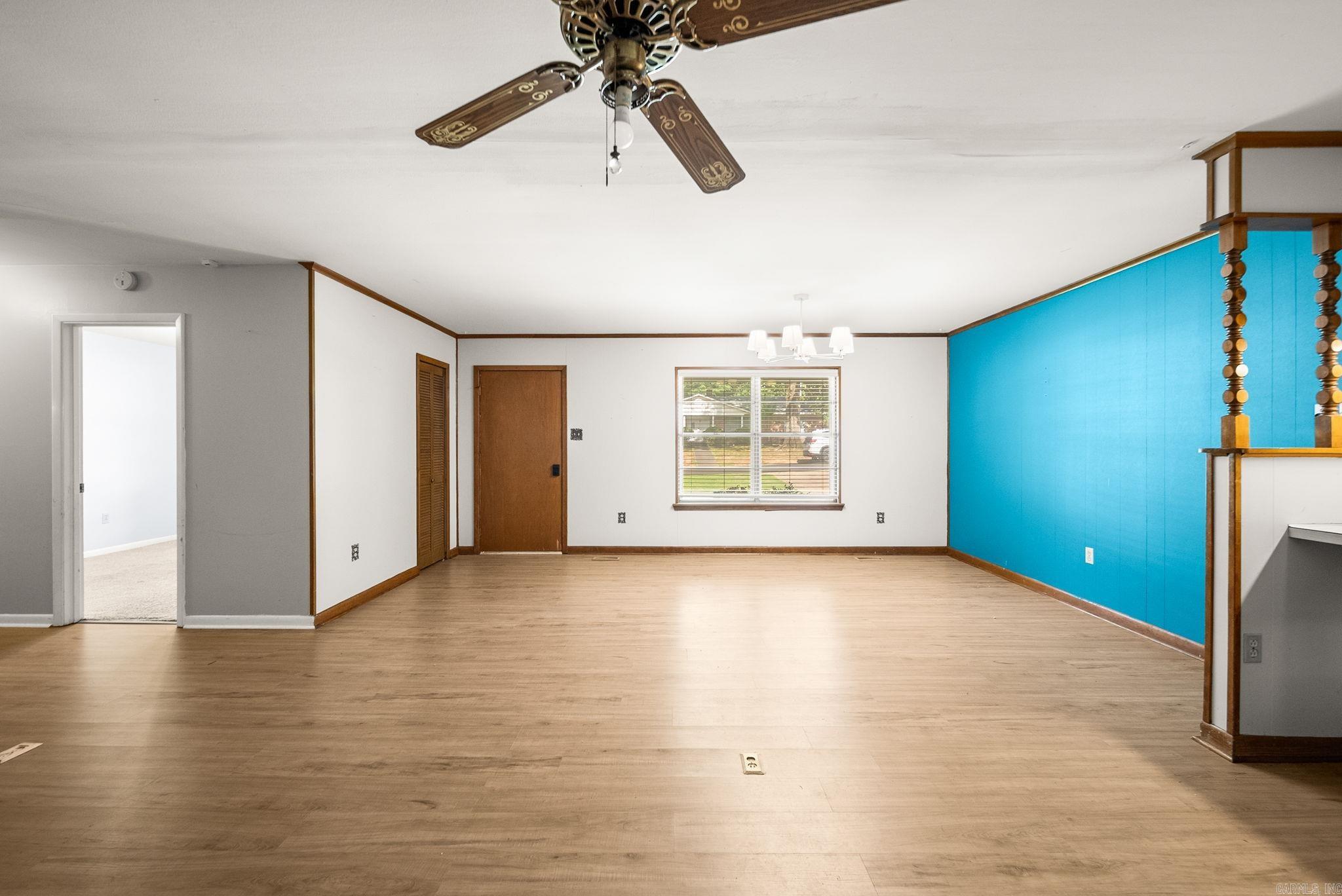 PIKE VIEW - Residential