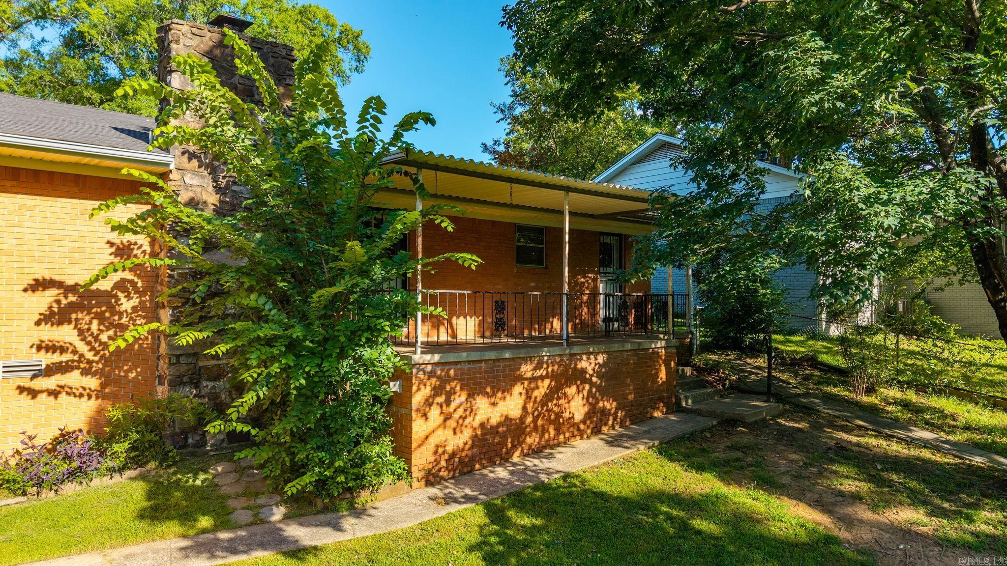 PIKE VIEW - Residential